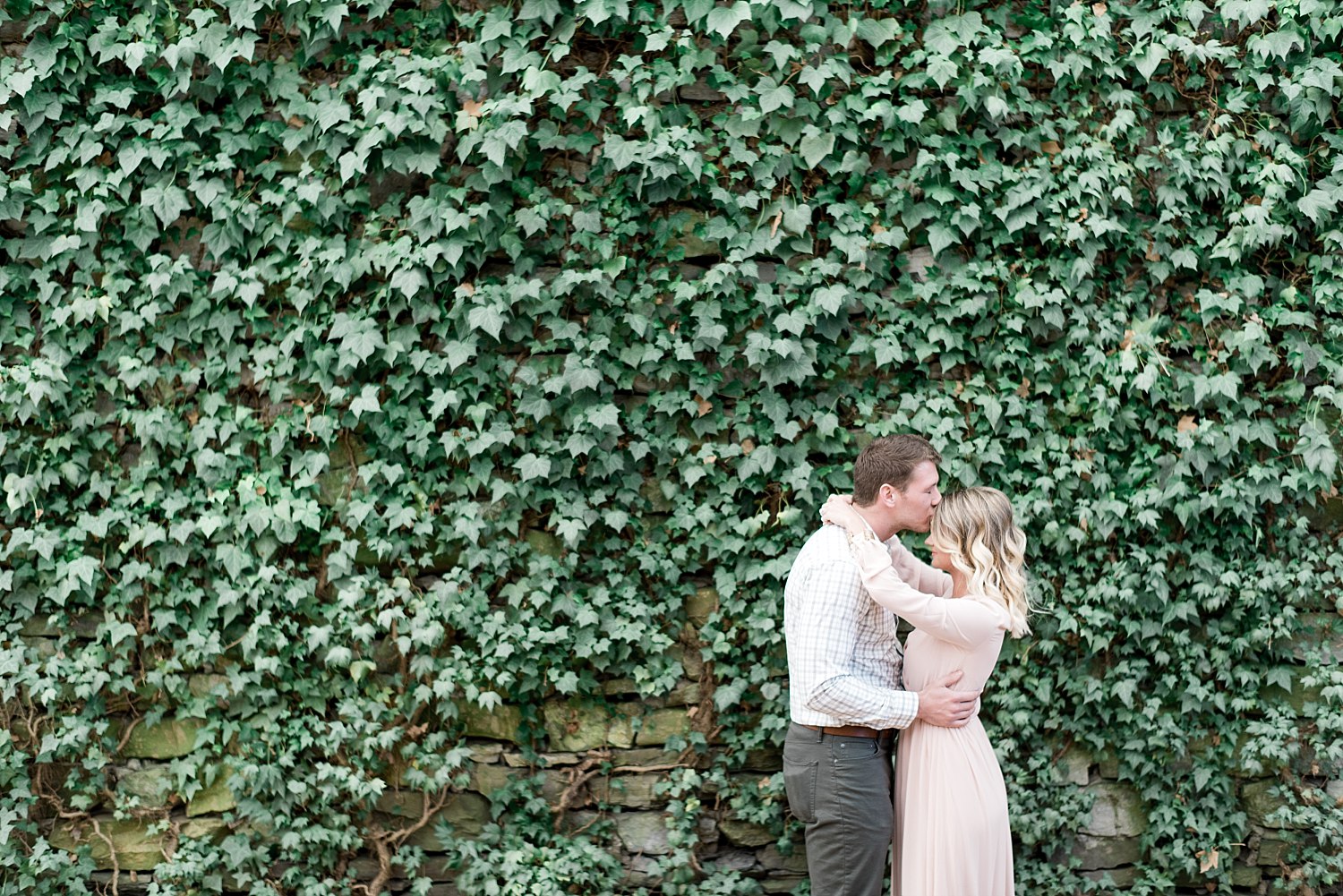 Knoxville Botanical Garden Engagement | Knoxville Wedding Photographer | Juicebeats Photography | Knoxville Engagement