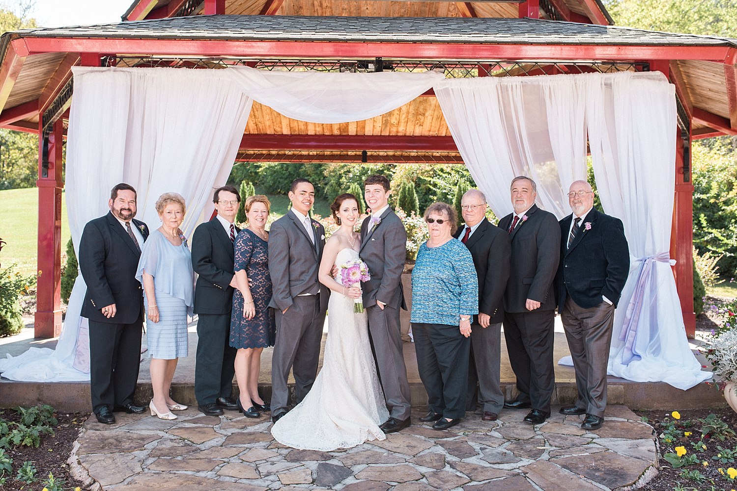 knoxville wedding photographer | juicebeats photography | daras garden wedding