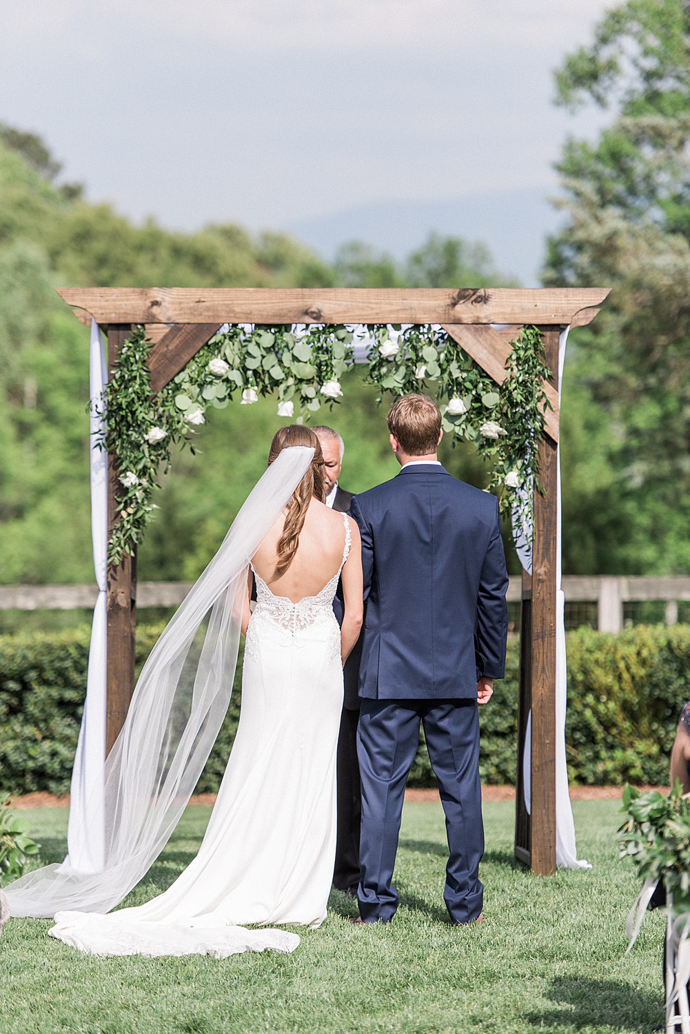 jessica & Andrew | walnut hill farm wedding | knoxville wedding photographer | juicebeats photography | wedding photography in knoxville