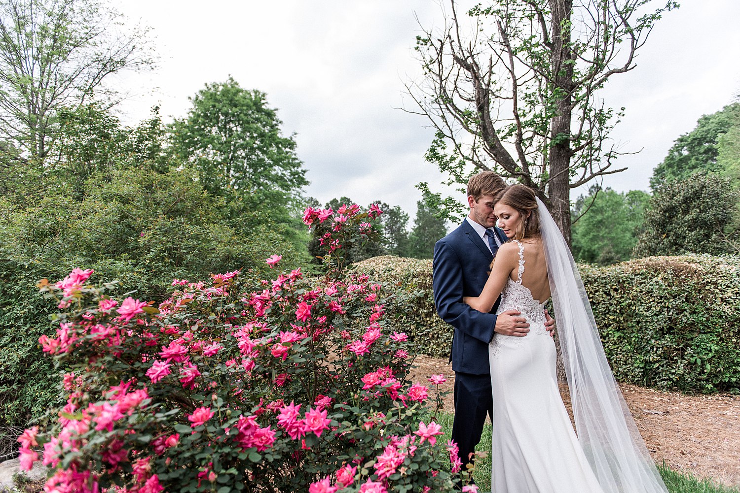 jessica & Andrew | walnut hill farm wedding | knoxville wedding photographer | juicebeats photography | wedding photography in knoxville