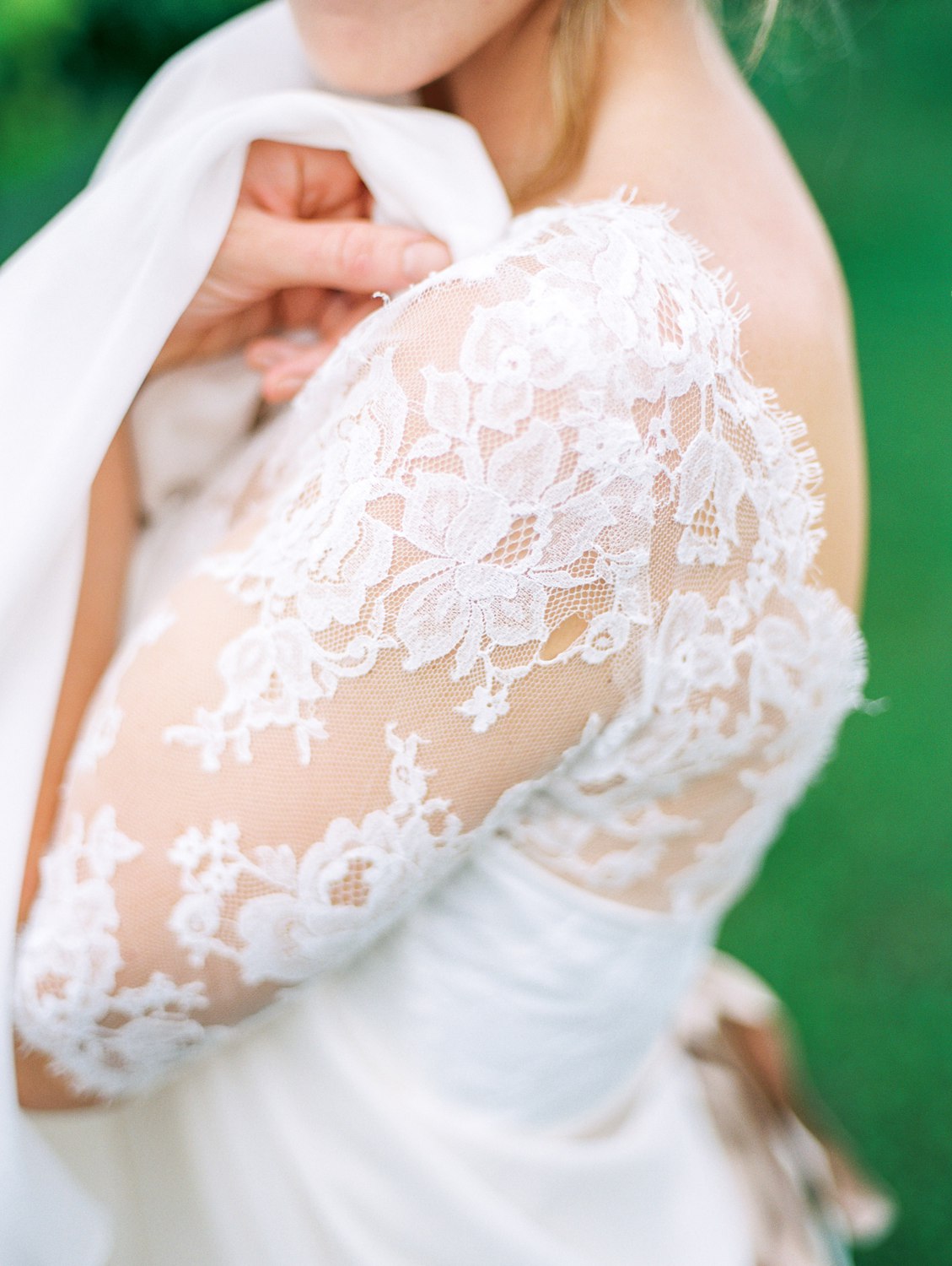 Tsali Notch Vineyard Wedding | Styled shoot | lace wedding dress | Flowy dress | portra 400 | film photography | Vineyard Wedding