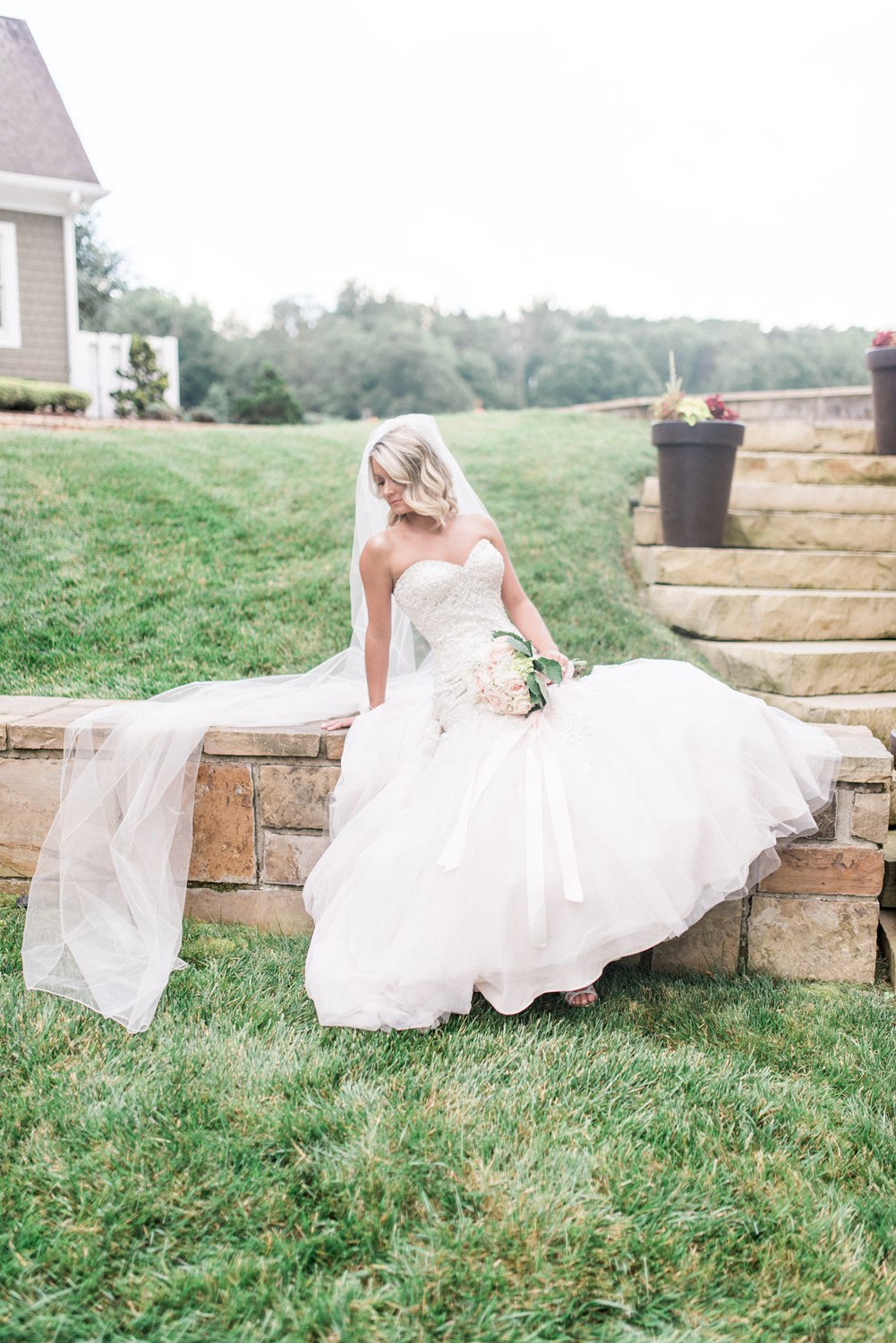 the carriage house wedding | bridal | knoxville wedding photographer