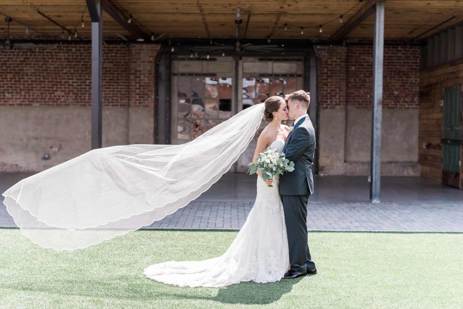 mill and mine wedding | knoxville wedding photographer