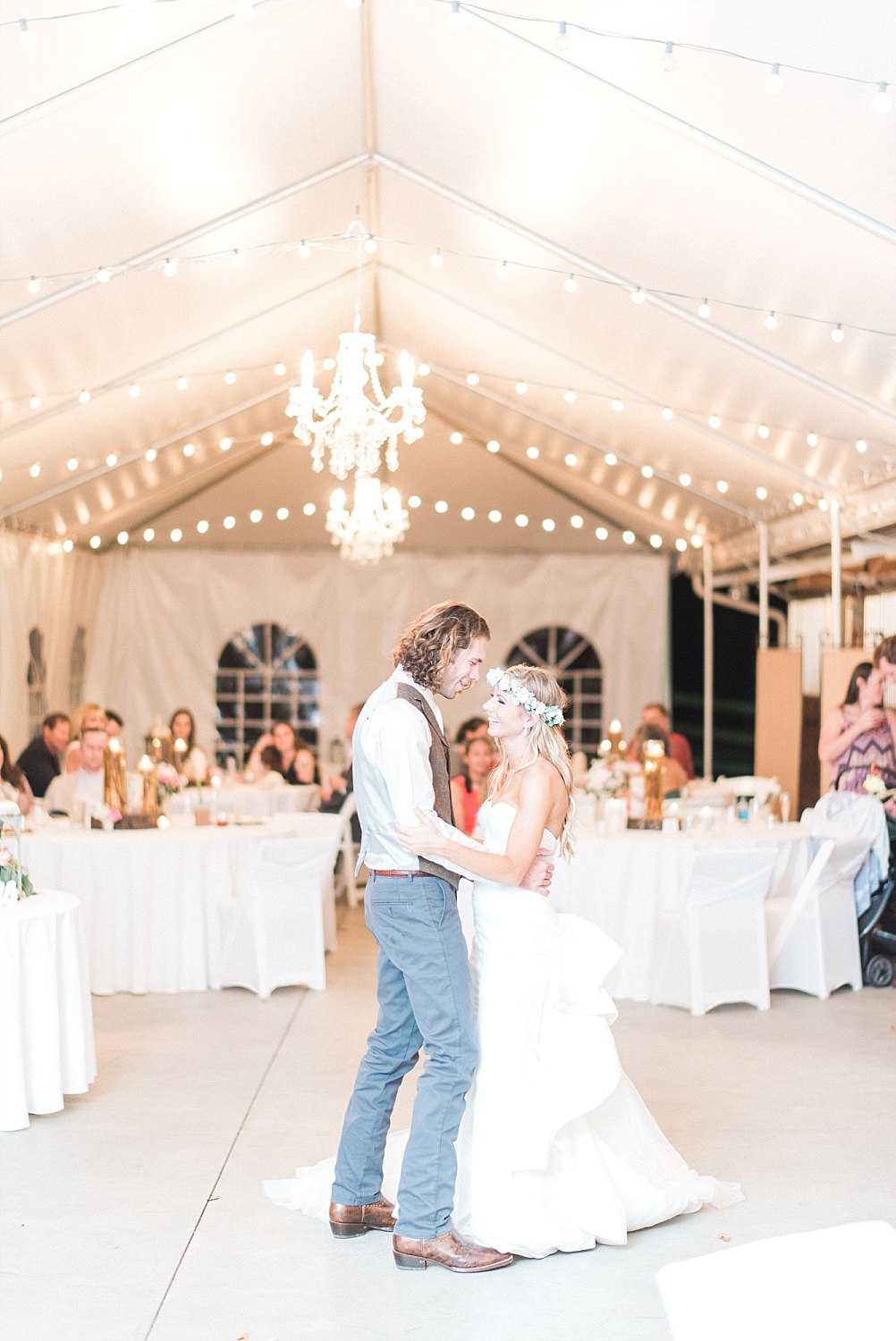 Sun Dance Farm Wedding on the stable side_Kelsie&Daniel