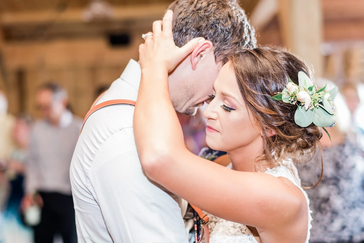 rivershack-farm-wedding-knoxville-alisha&evan