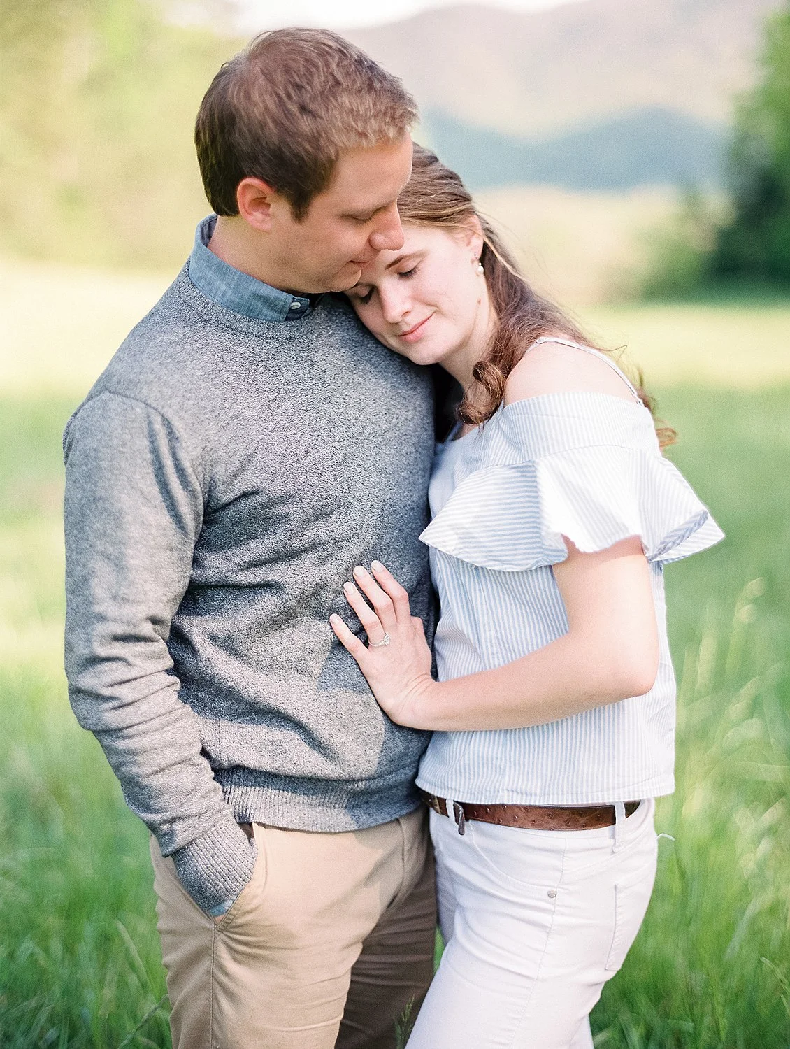 cades-cove-engagement-gatlinburg-anne&chris