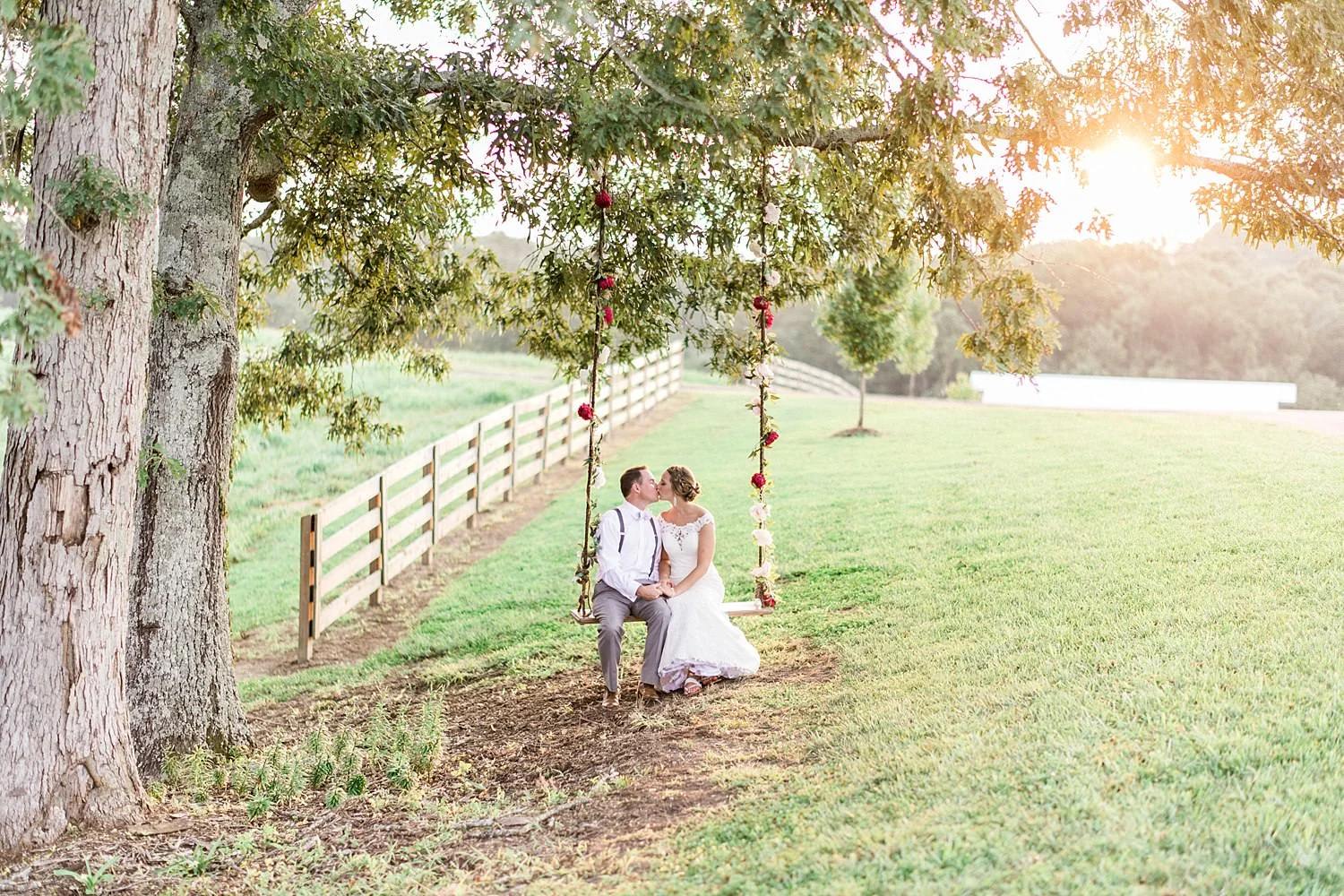 howe-farms-wedding-sunset-portrait-swing-georgetown-tn-knoxville-wedding-photographer