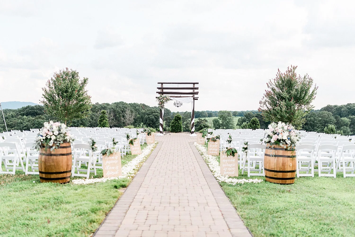 howe-farms-wedding-hayley&chris