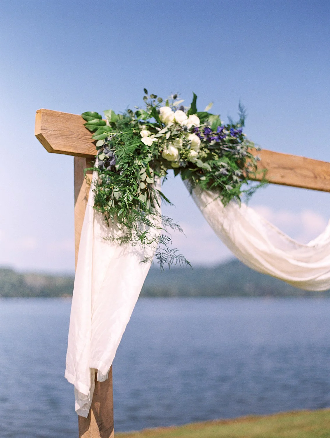 The-Whitestone-Country-Inn-Styled-Wedding