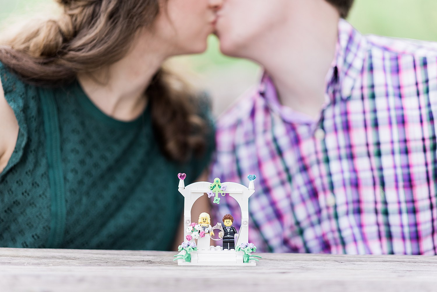 meadsquarryengagement-alice&dan-lego-cake-toppers