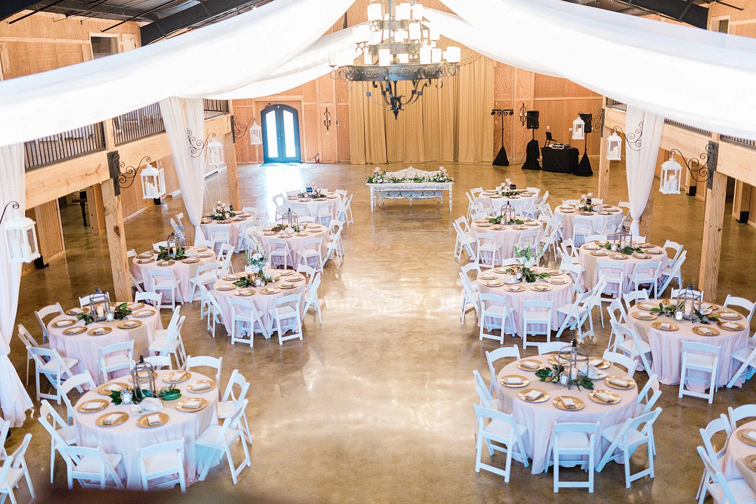 howe-farms-wedding-hayley&chris
