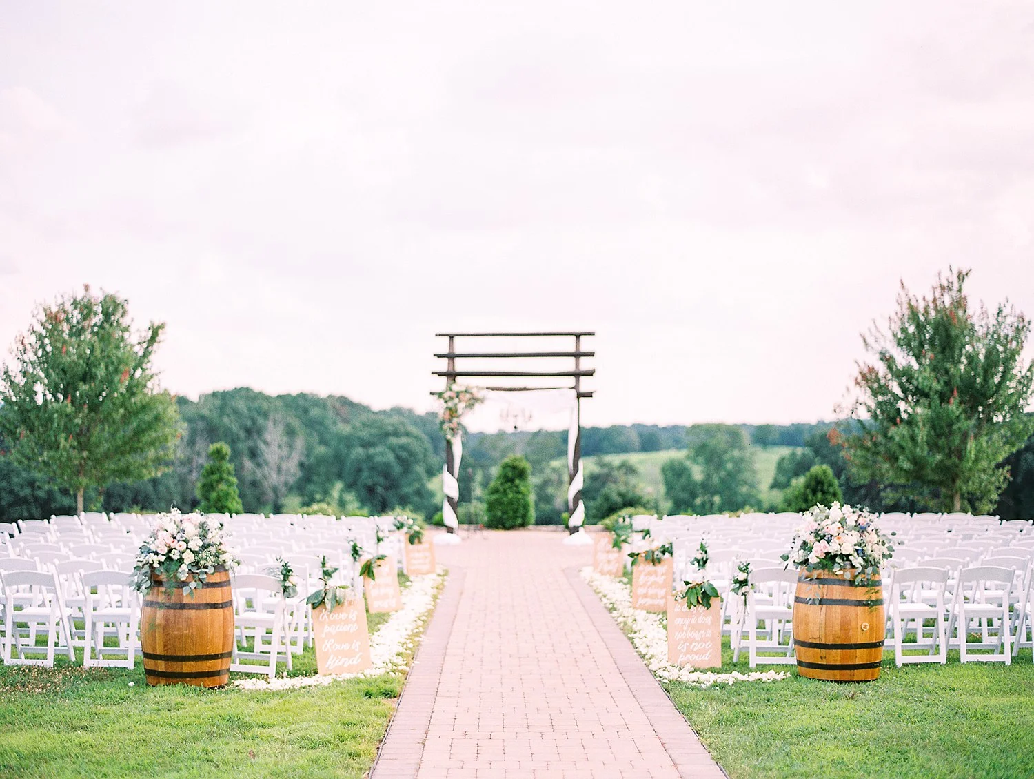howe-farms-wedding-hayley&chris