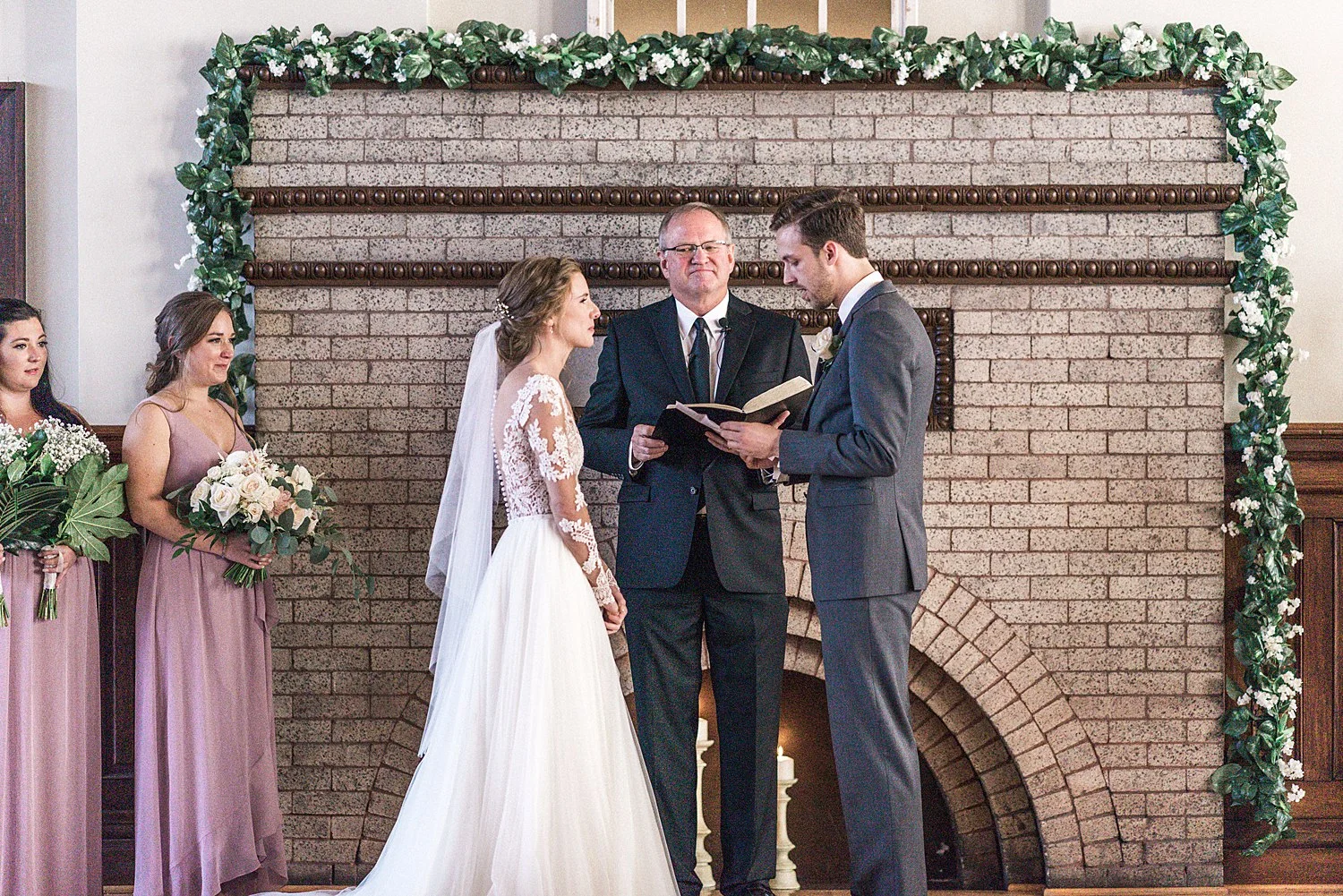 historic-southern-railway-wedding-knoxville-emily&hayden