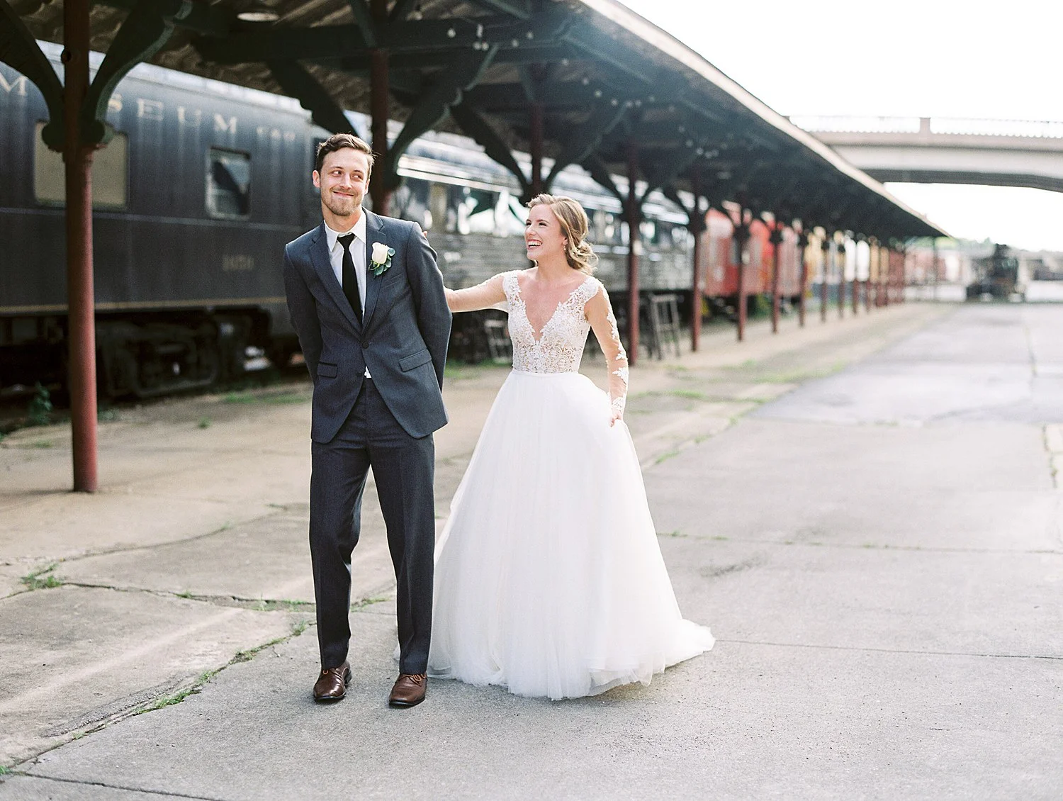 historic-southern-railway-wedding-knoxville-emily&hayden
