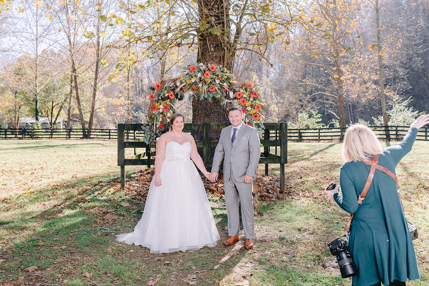the-stables-at-strawberry-creek-wedding-knoxville-monet&nate