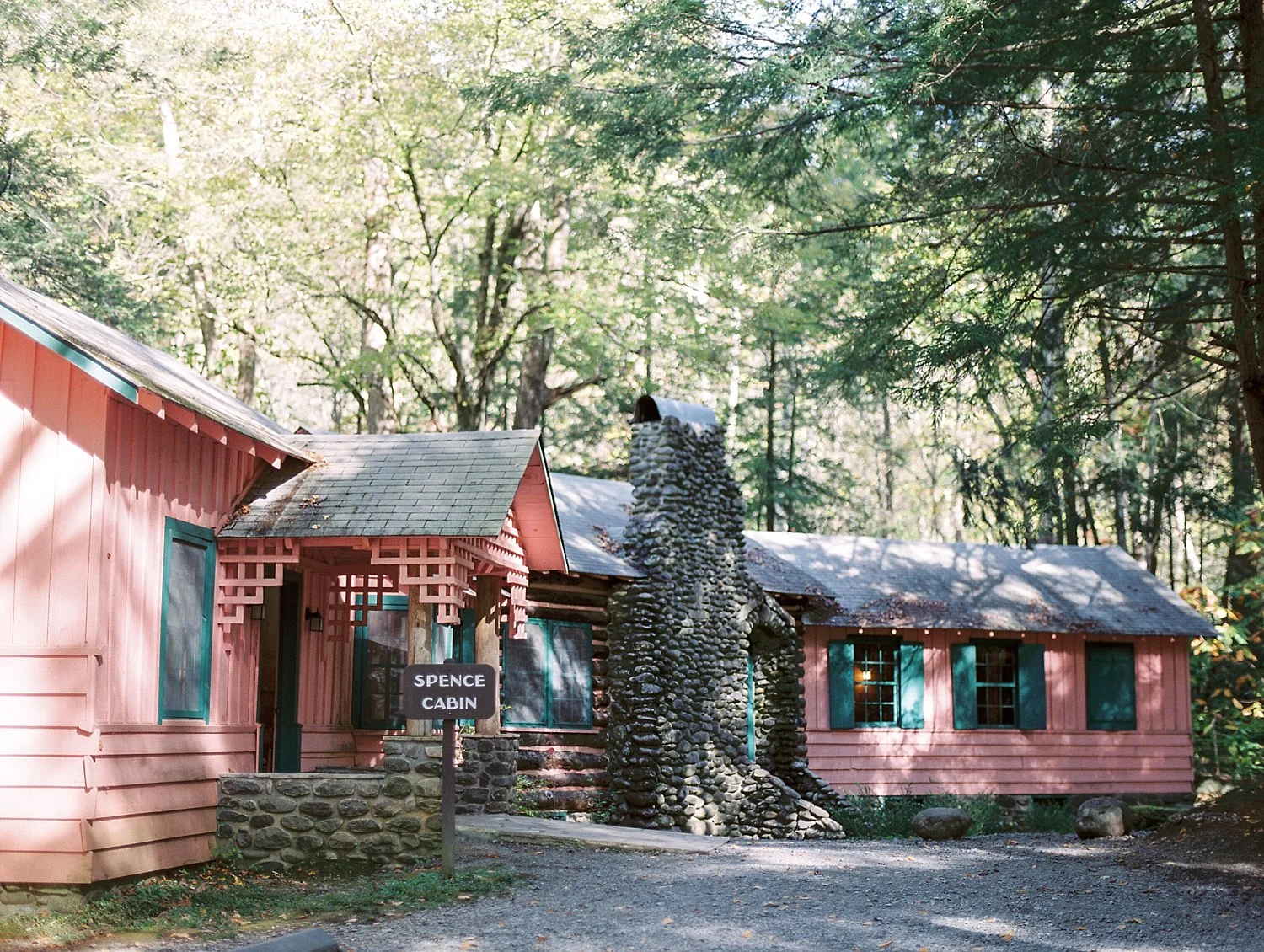 Spence Cabin Wedding Venue in the Smoky Mountains_Sarah&Josh