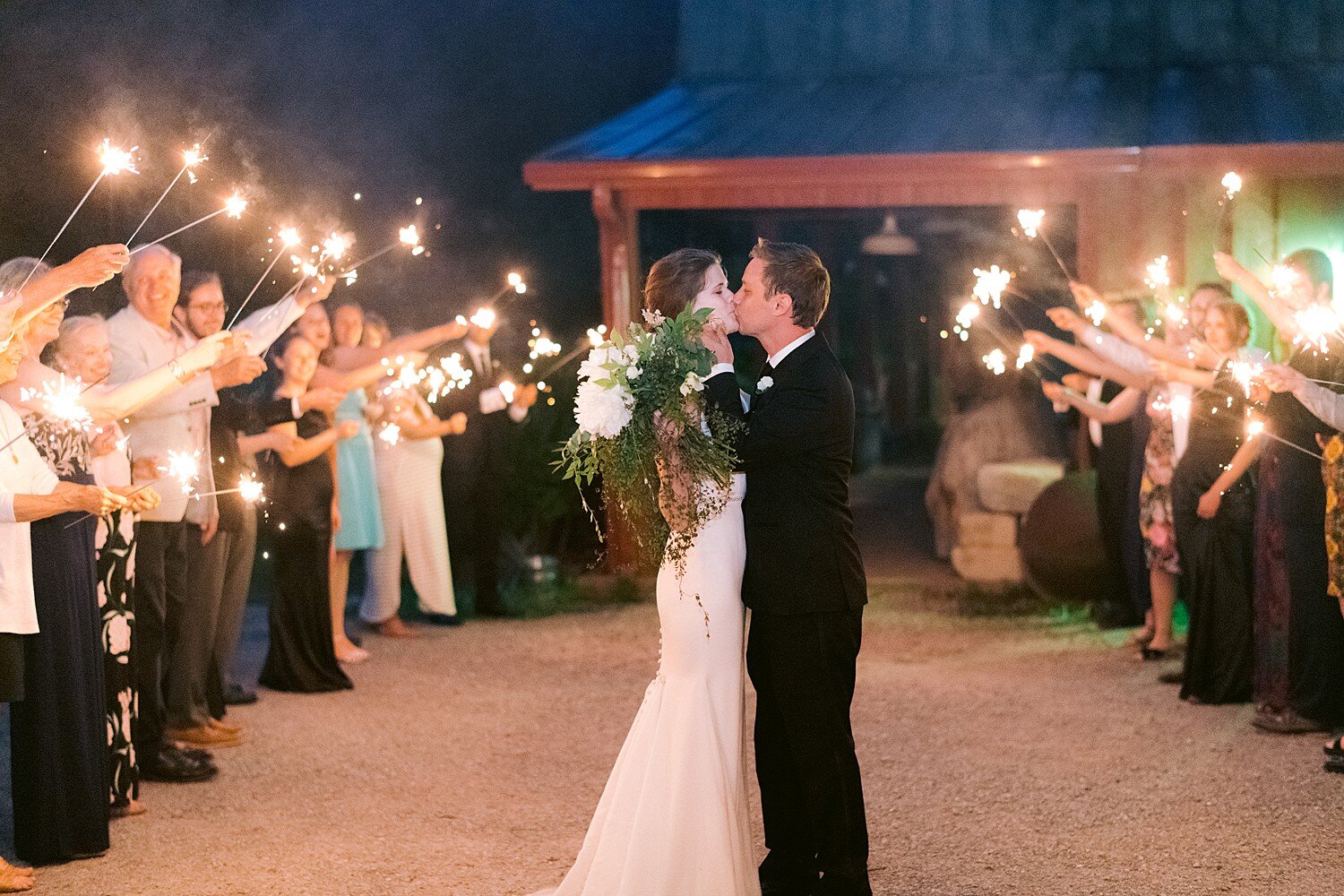 elegant-The-Museum-of-Appalachia-norris-tn-wedding-anne&chris