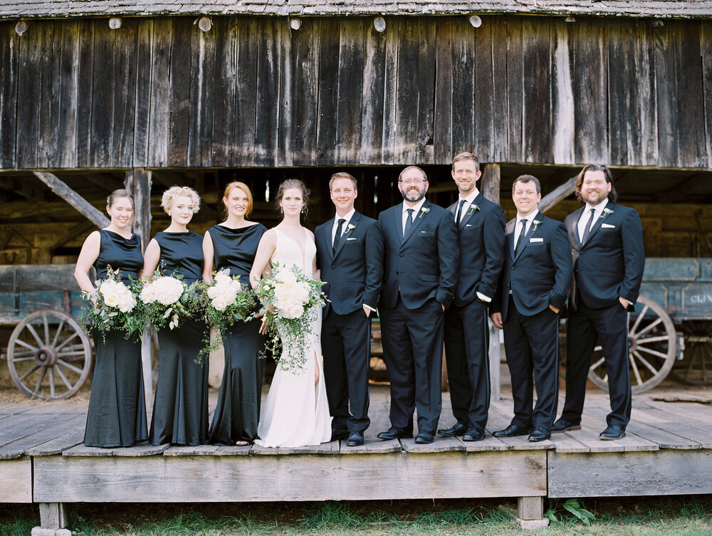 elegant-The-Museum-of-Appalachia-norris-tn-wedding-anne&amp;chris