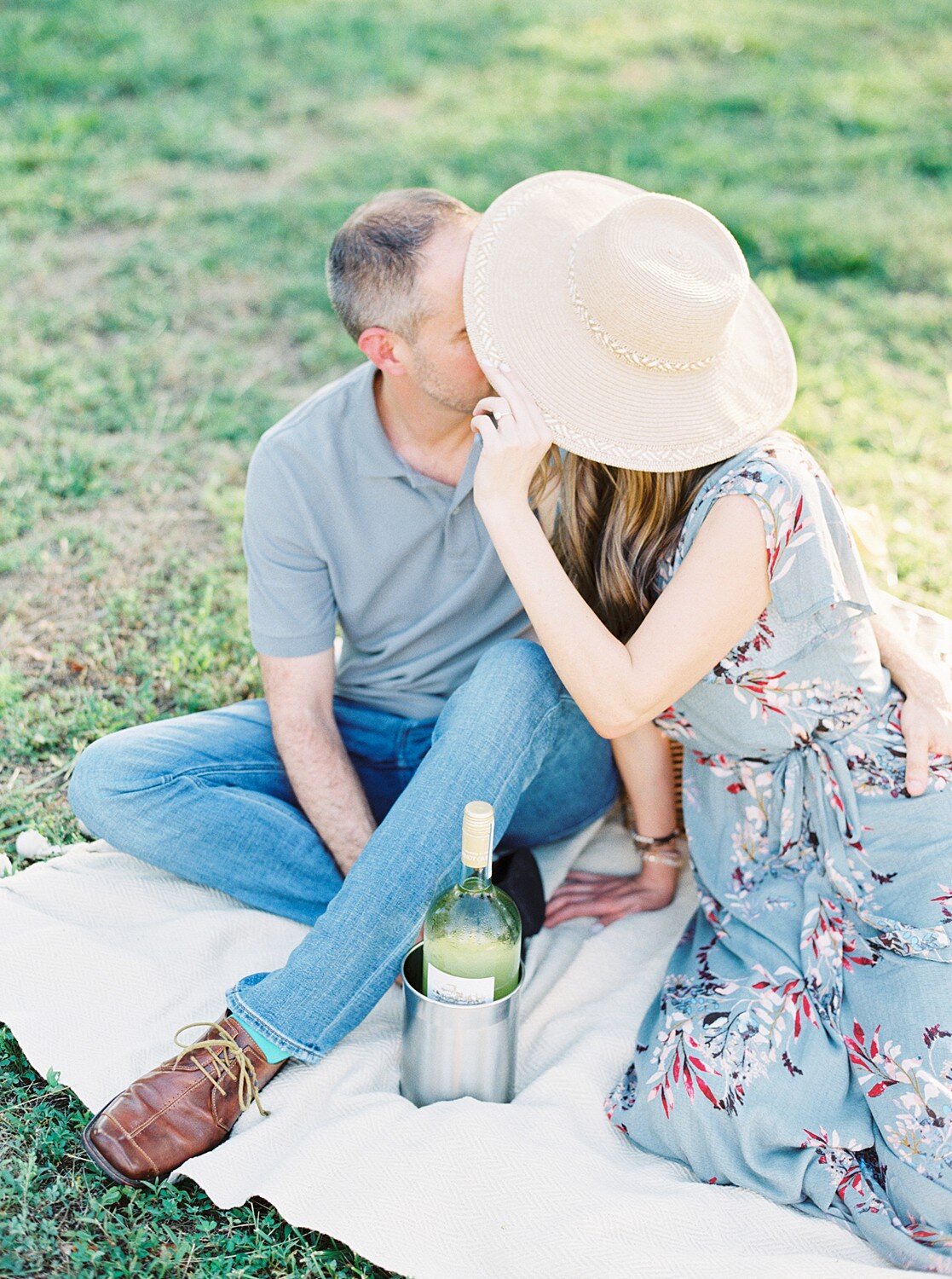 kiss-behind-hat-windriver-tellico-lake-engagement-kristi&amp;jeff