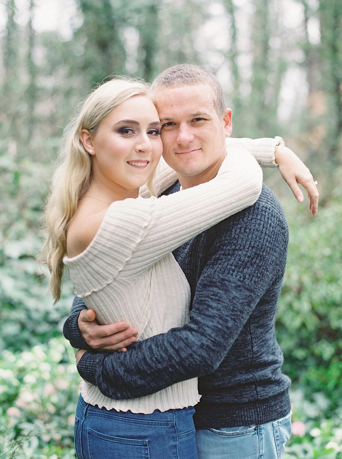 Sweet &amp; Casual RT Lodge Winter Engagement - Ally + Tyler