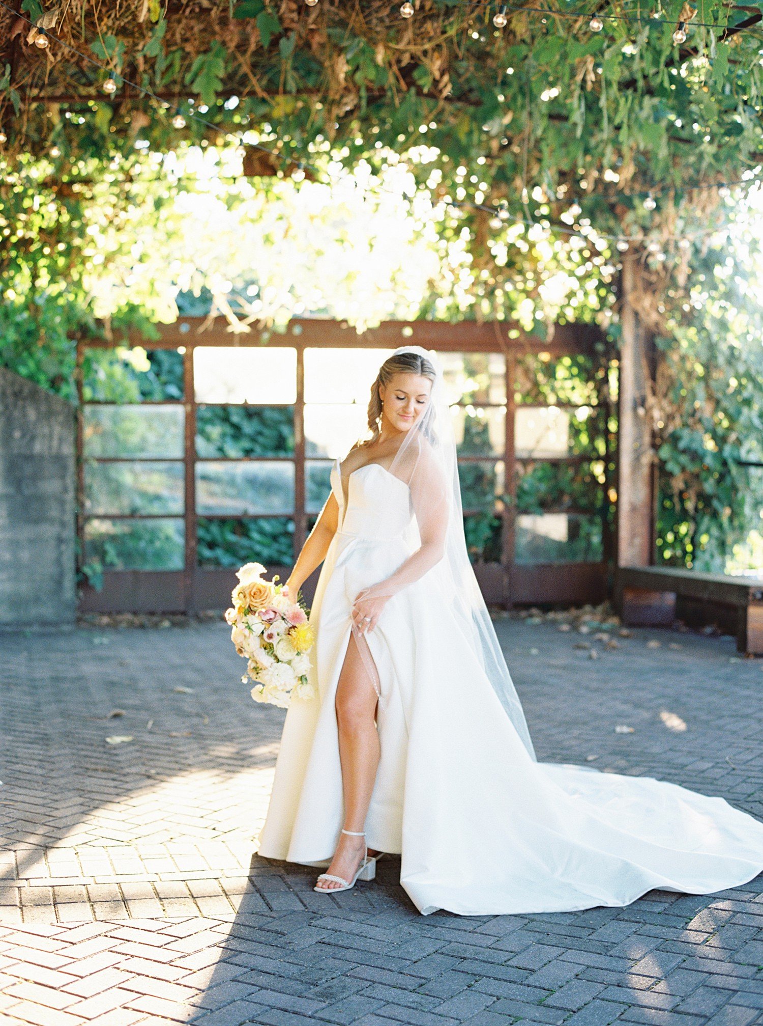 The Standard Knoxville - Luxury Knoxville Wedding_0018.jpg