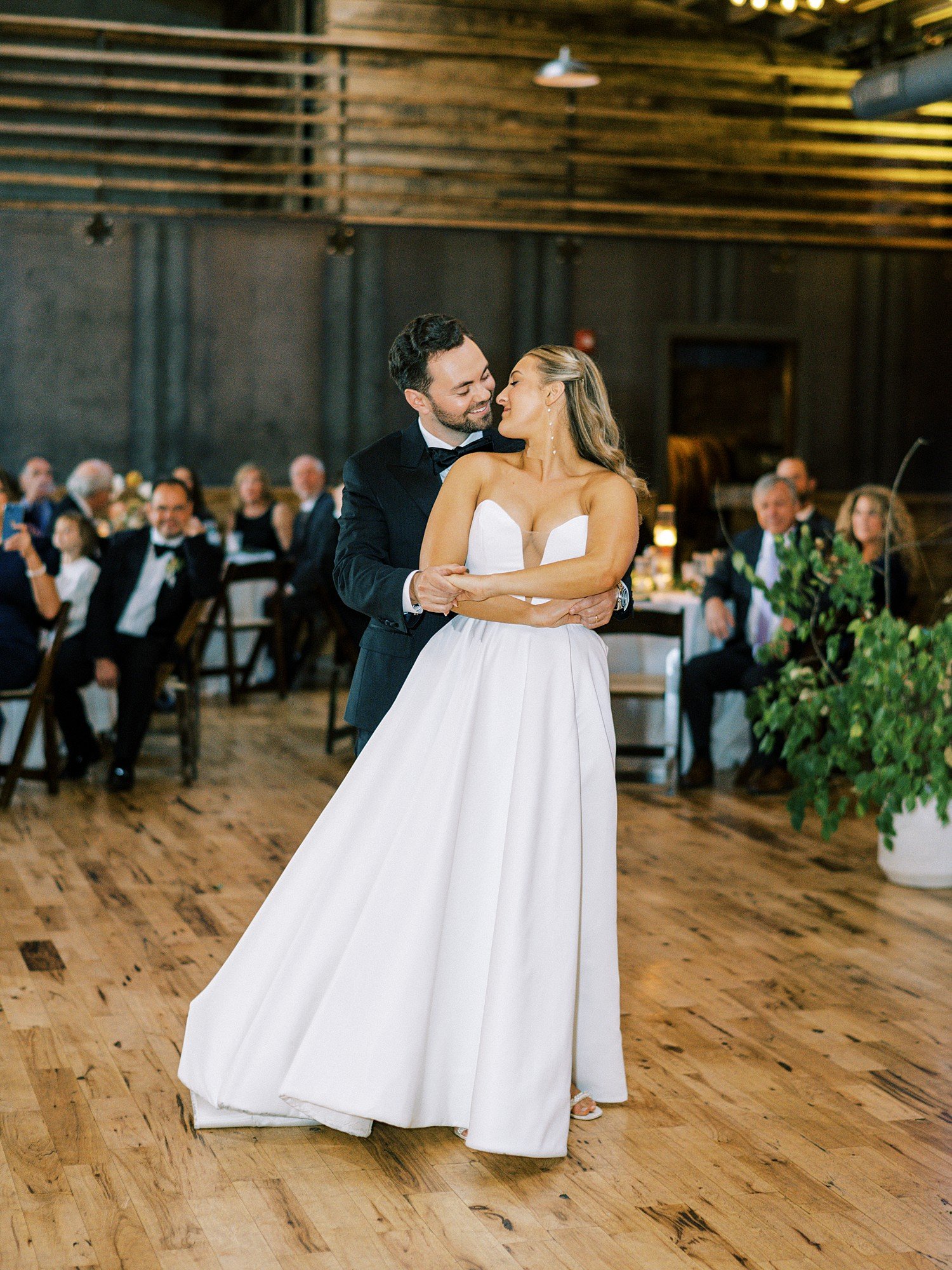 The Standard Knoxville - Luxury Knoxville Wedding_0038.jpg