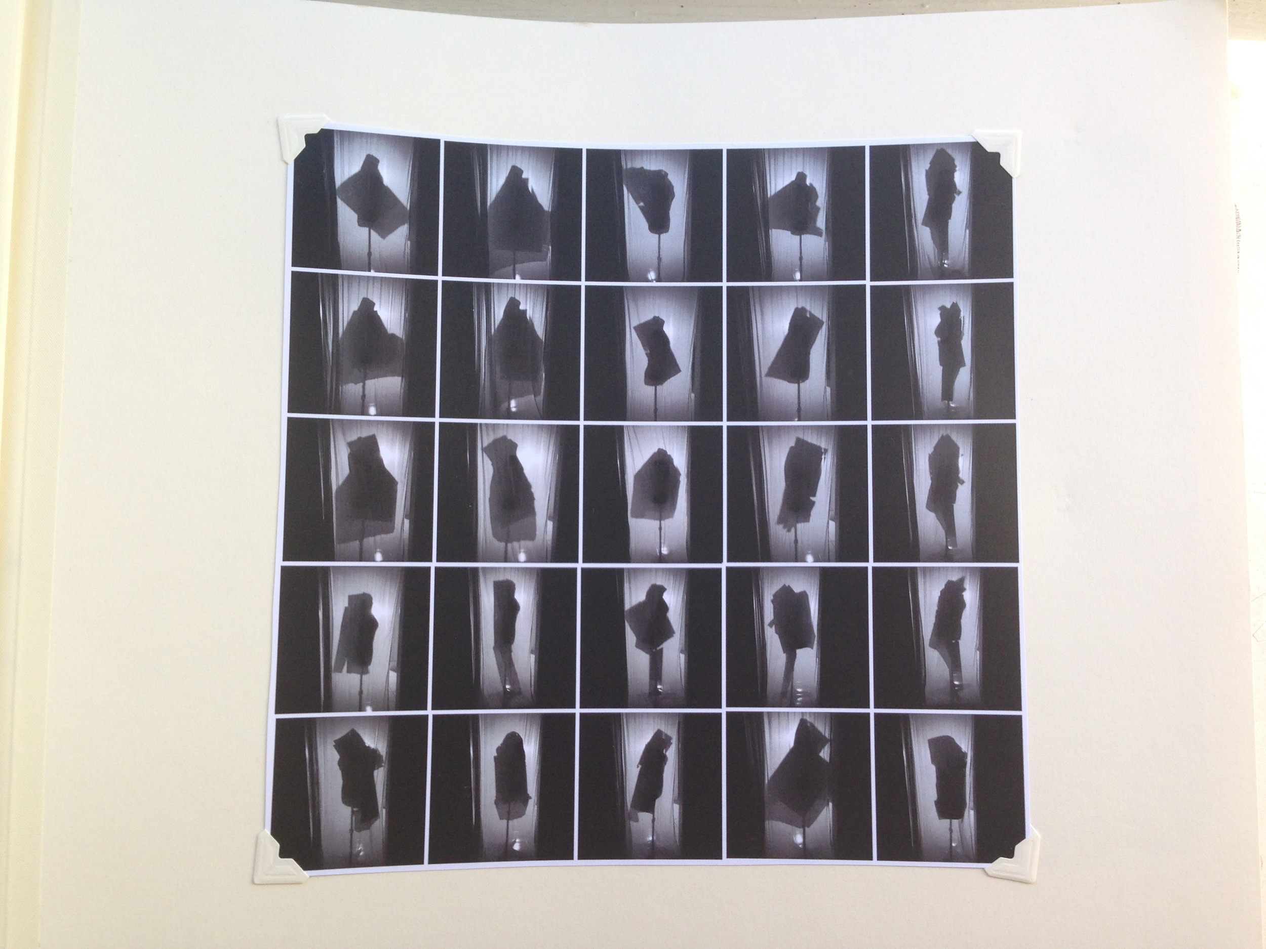 Silhouette excersice:  Cardboard, mannequin, sheet, light 