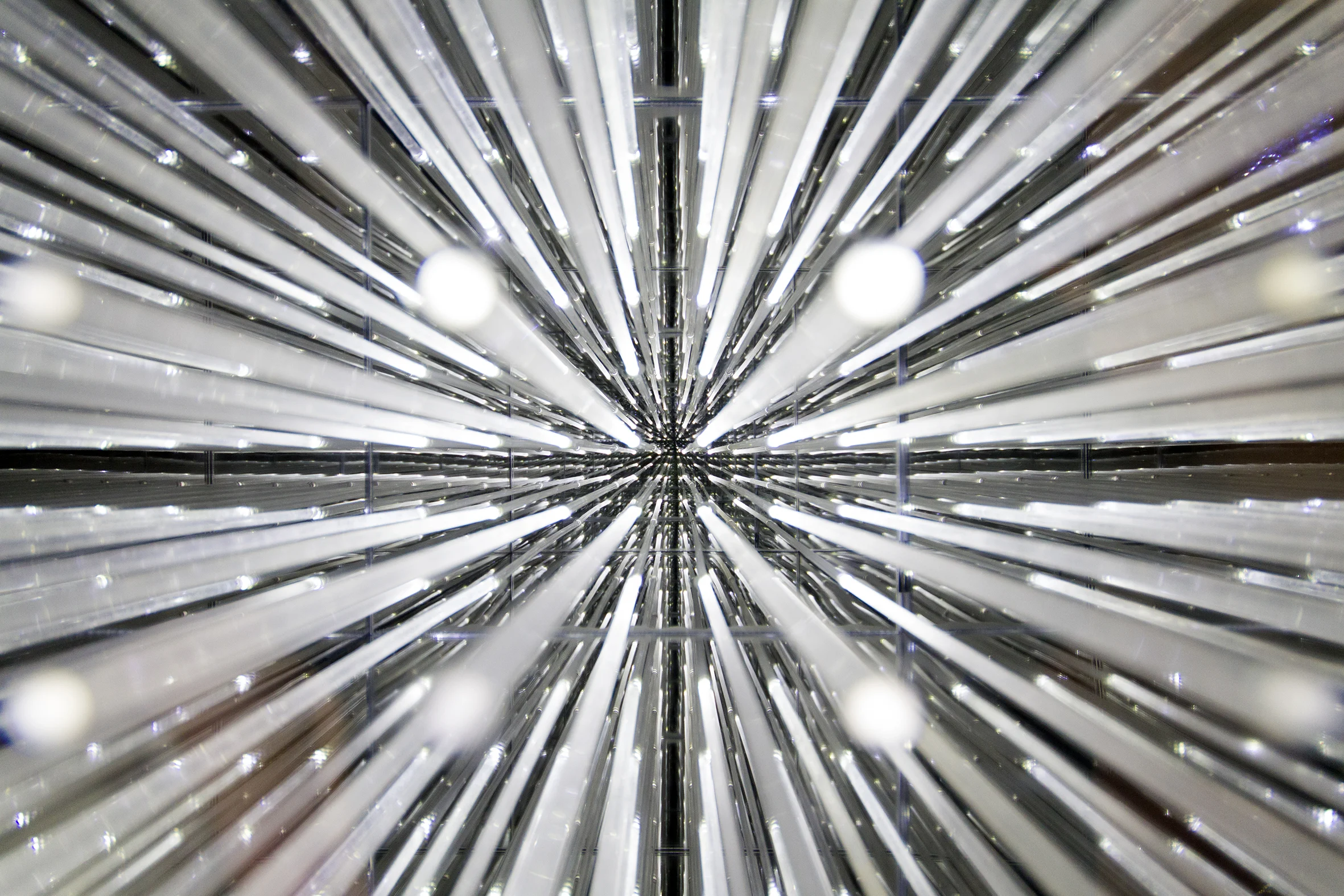 infinity effect photographed from the top