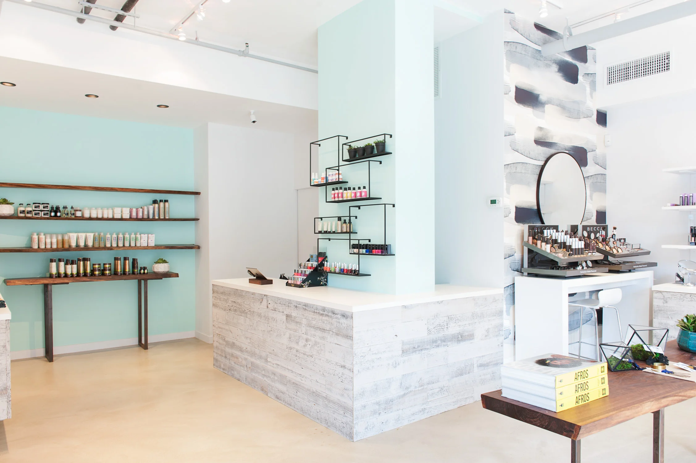 Vivrant Beauty Interior