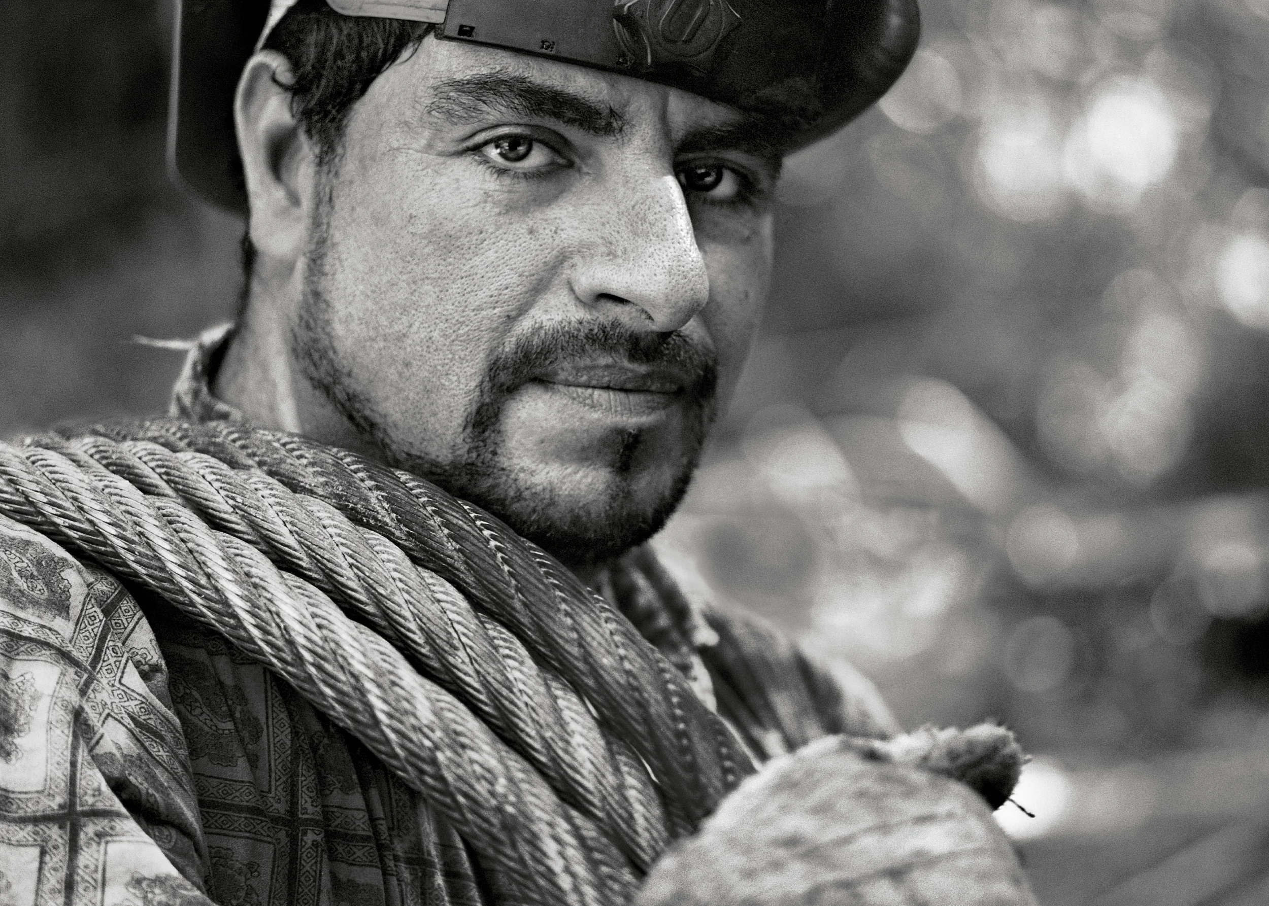 Raul Mora Avalos, Hook Tender, 2004
