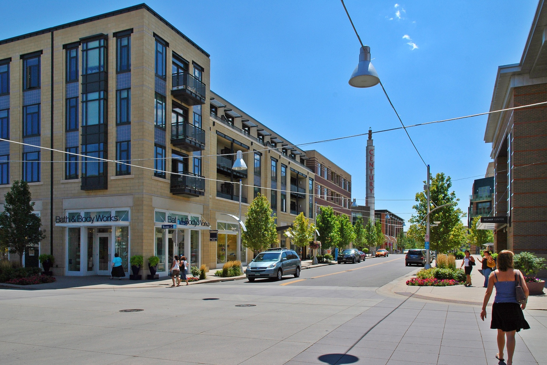 Source https://www.cnu.org/dead-mall-becomes-downtown-sprawling-suburb