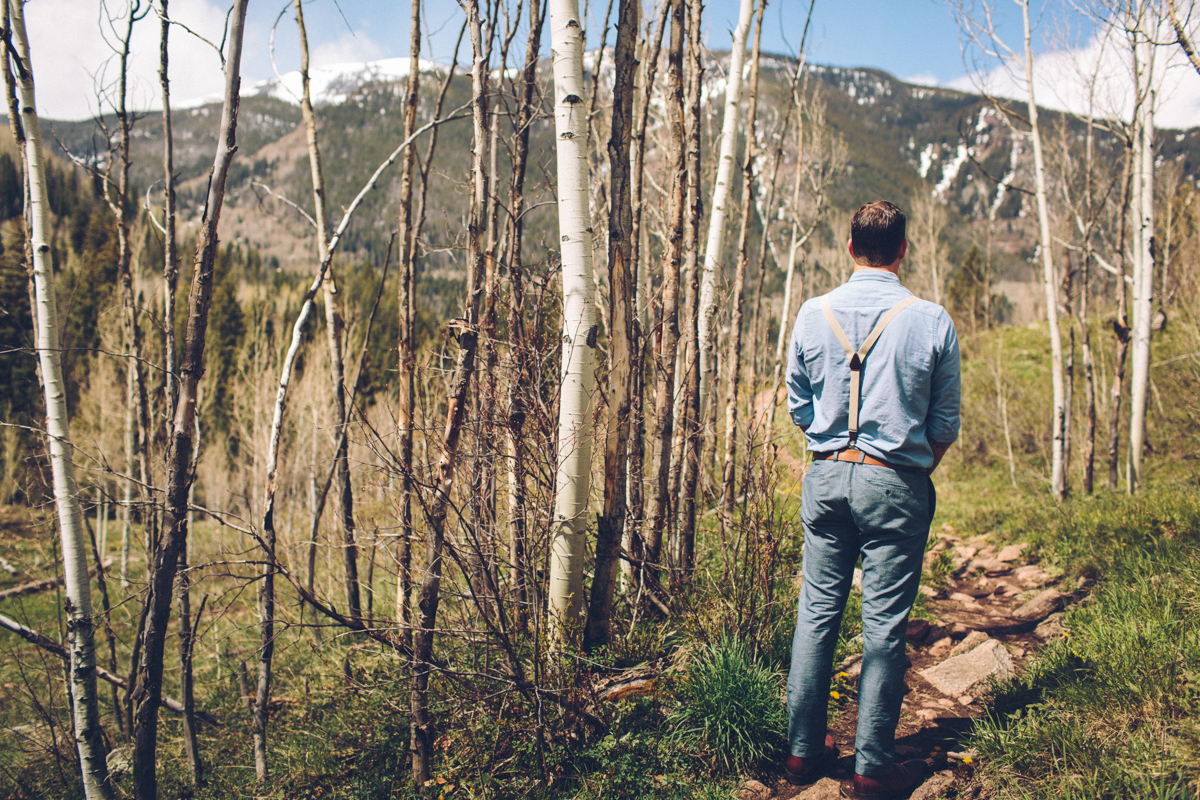 066-elopement--photography--colorado--mountain--vail--snow--intimate--wedding.jpg