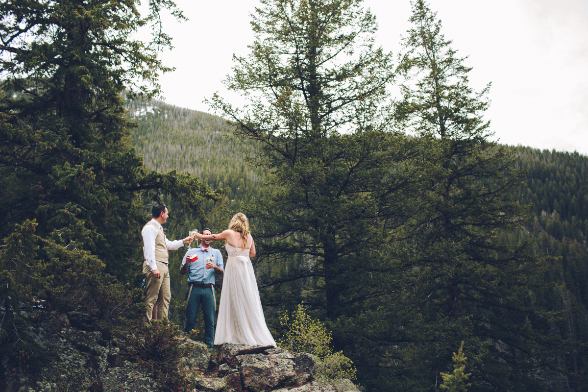 119-elopement--photography--colorado--mountain--vail--snow--intimate--wedding.jpg