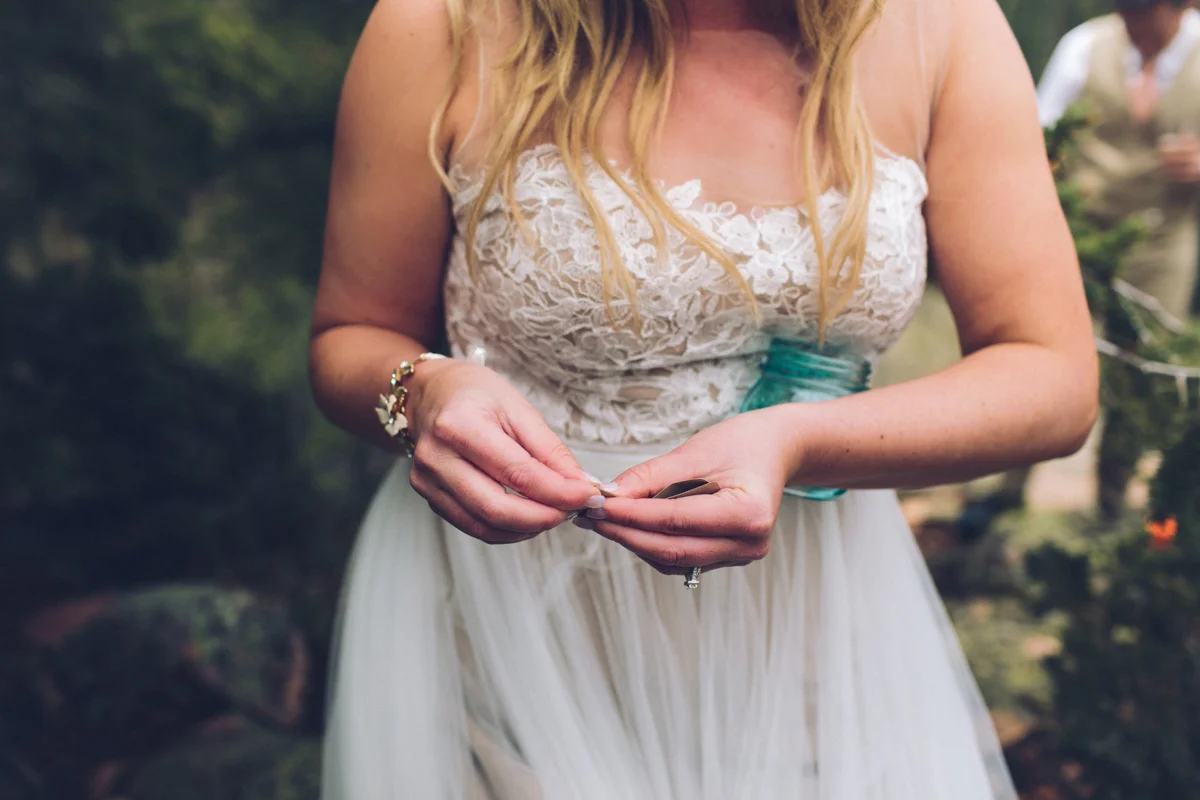 136-elopement--photography--colorado--mountain--vail--snow--intimate--wedding.jpg