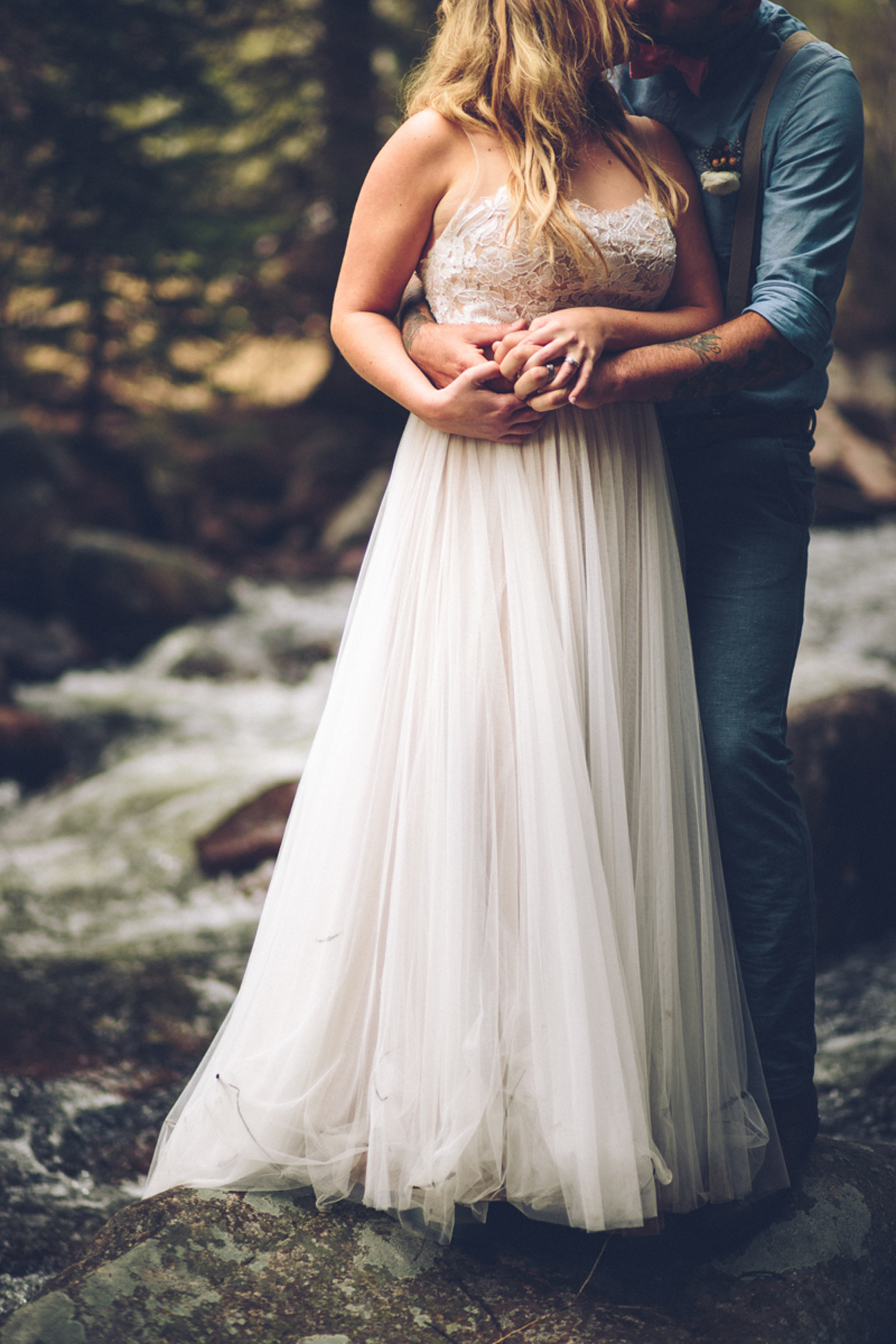 196-elopement--photography--colorado--mountain--vail--snow--intimate--wedding.jpg