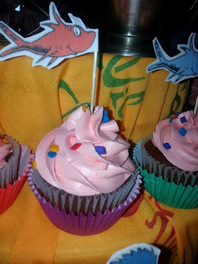 whwcupcake.jpg