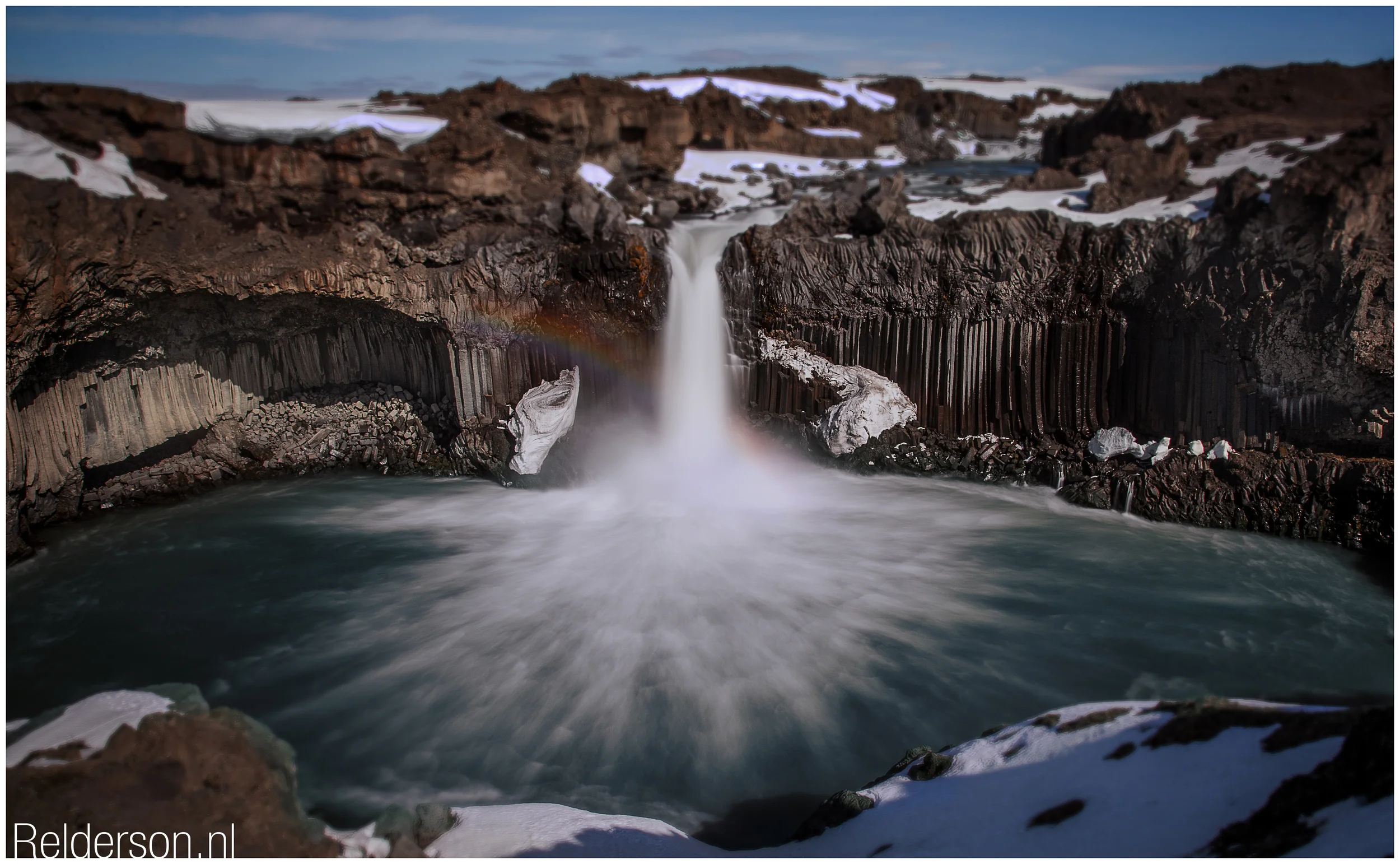 Aldeyjarfoss color.jpg