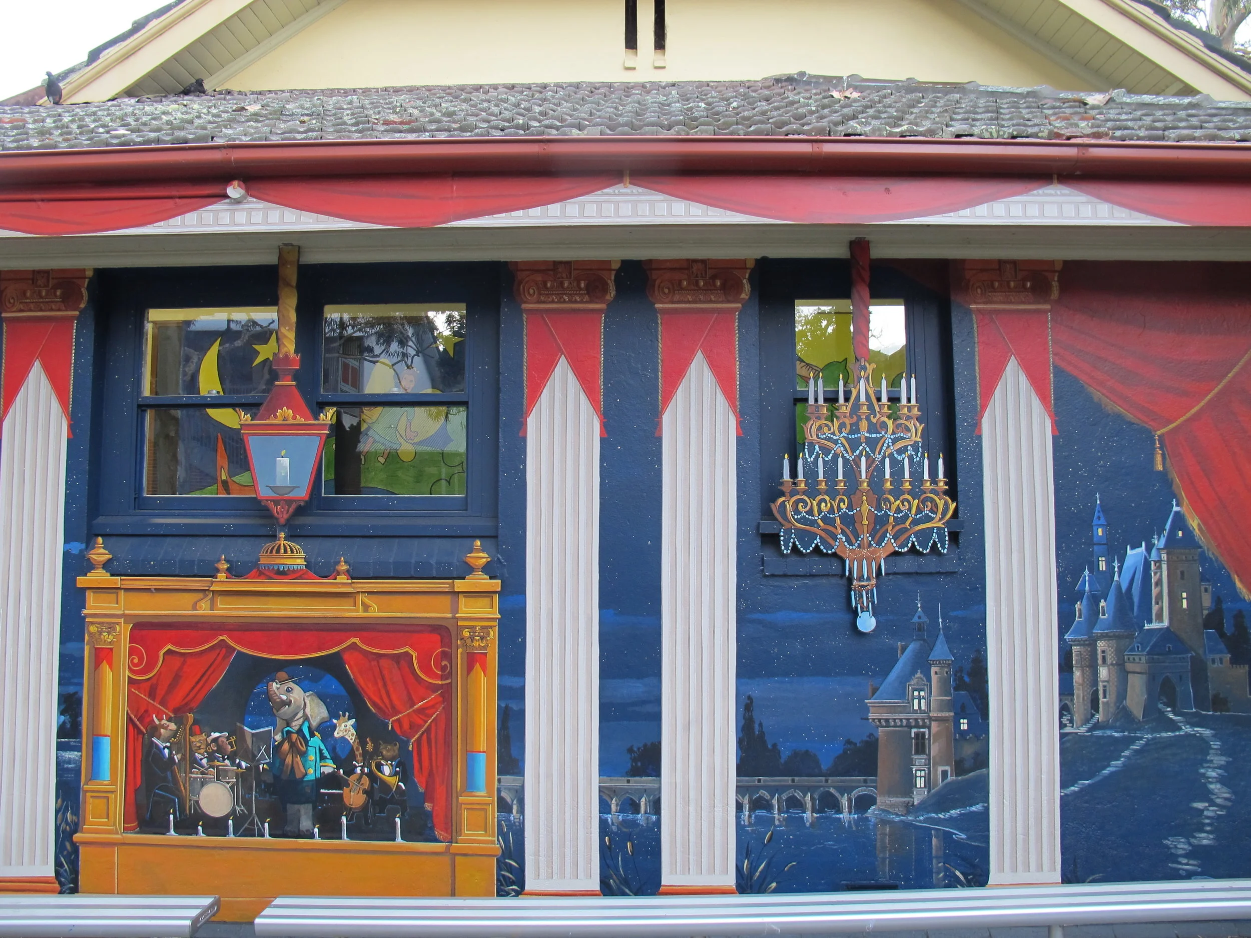Theatre scene -Willoughby.jpg