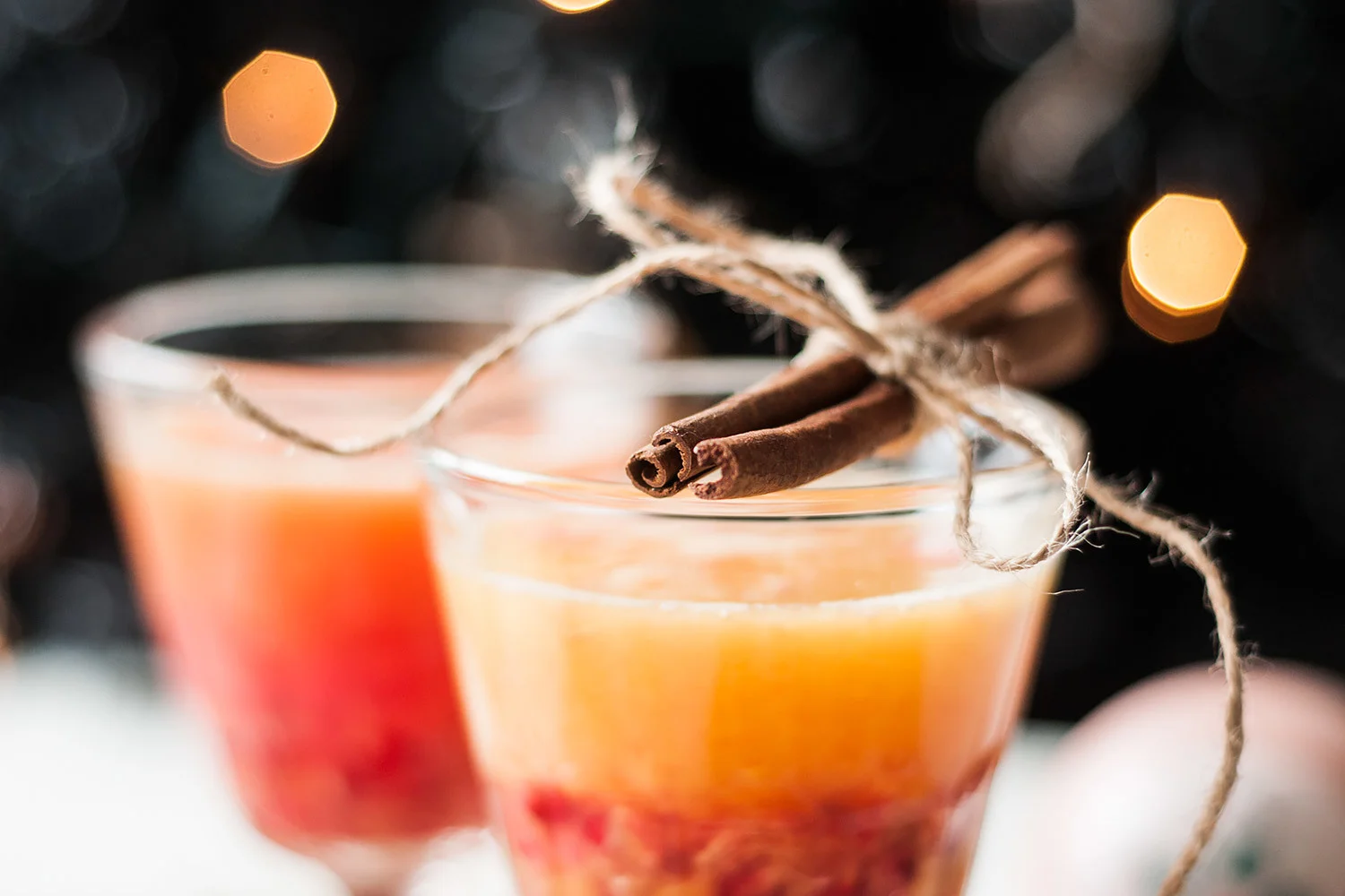 Pomegranate Orange and Cinnamon Detail