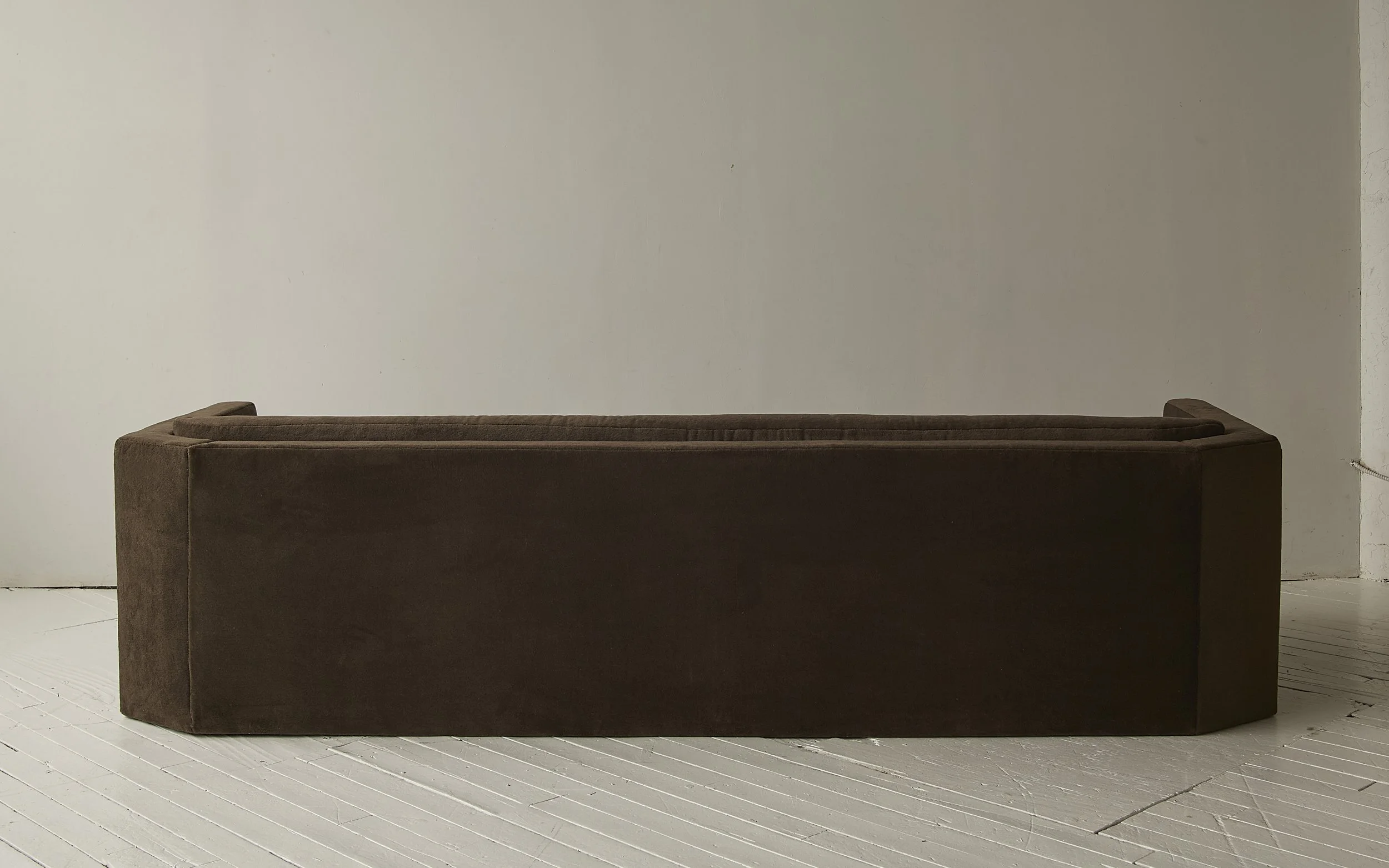 Andre Sofa 11.jpg