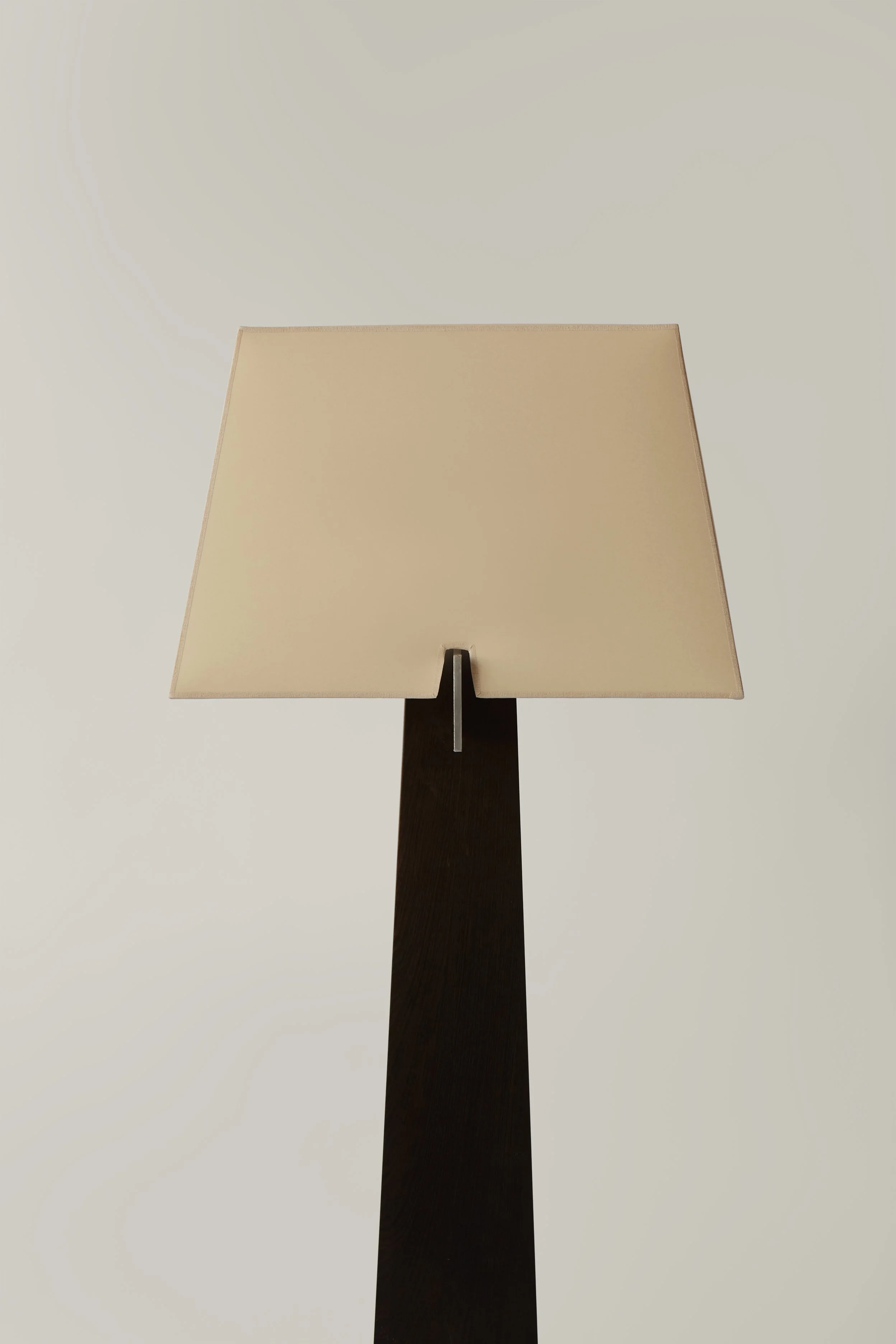 floor_lamp_silo_detail_b.jpg