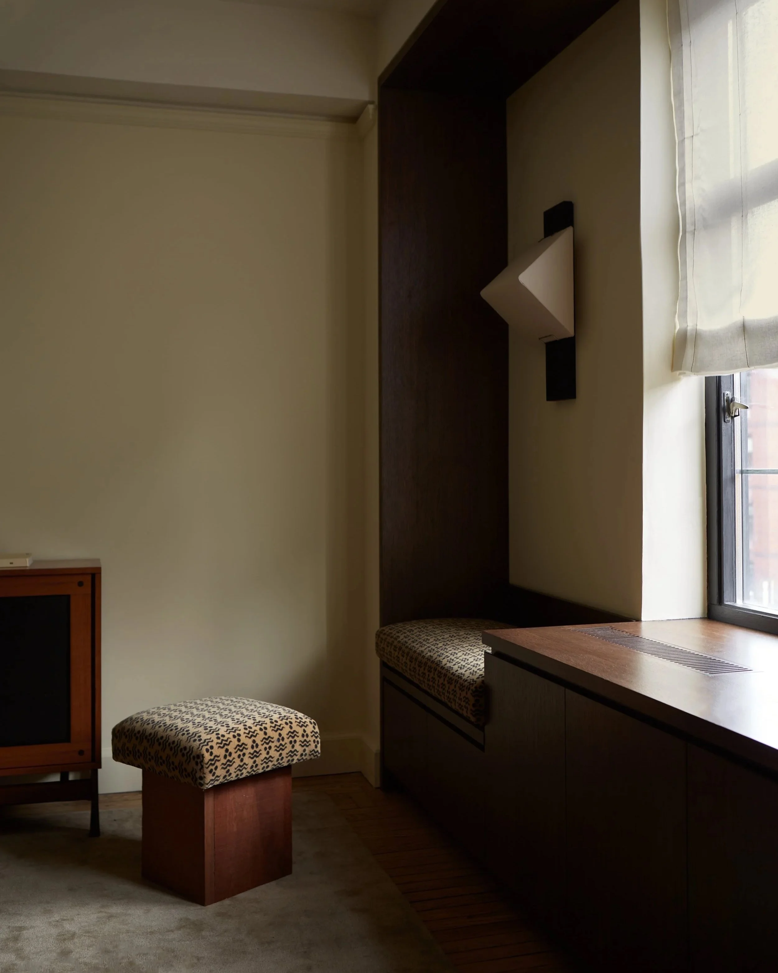 Studio Nicholas Obeid Chelsea Bedroom