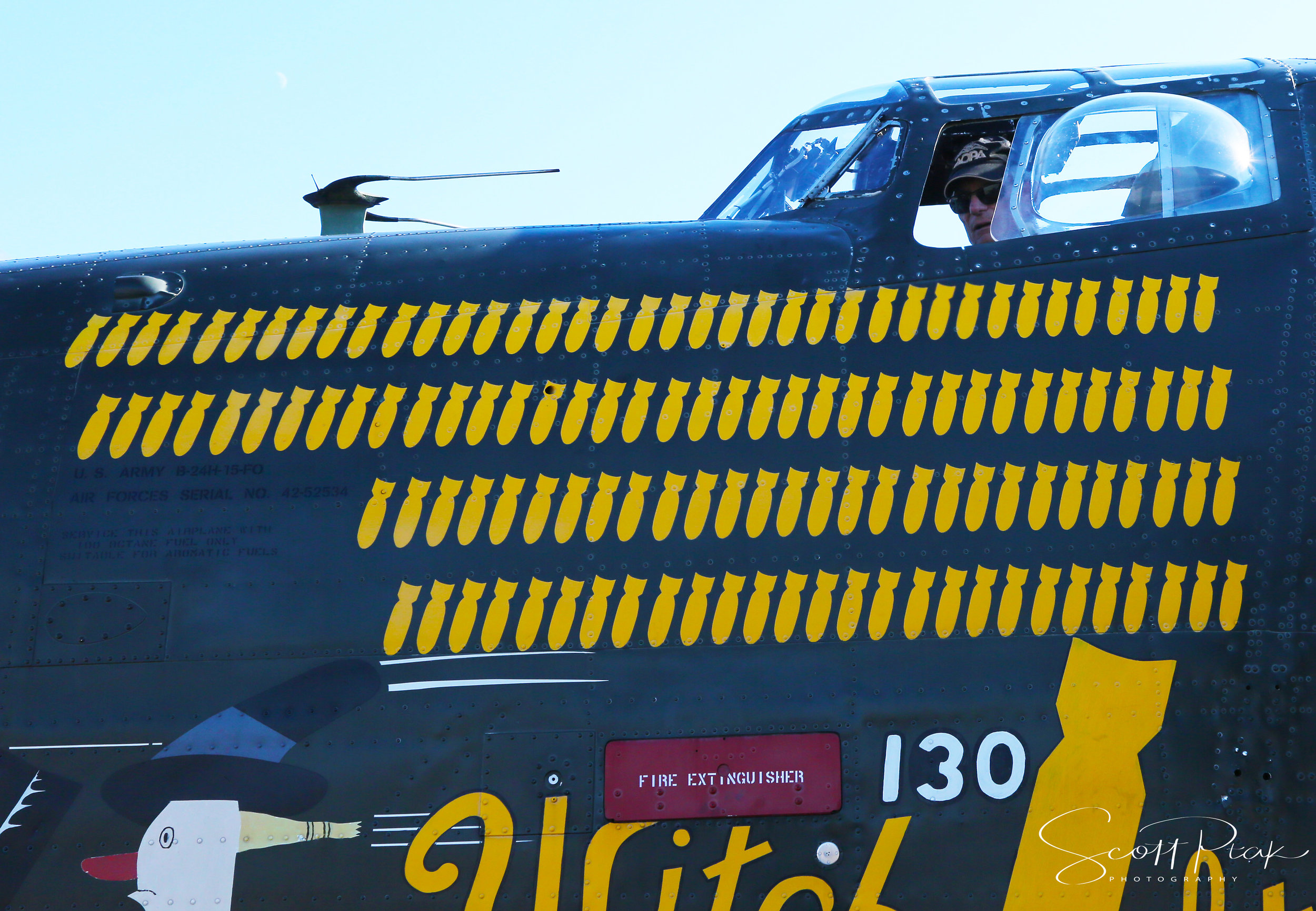 B24 Liberator Bomber 5 Logo.jpg