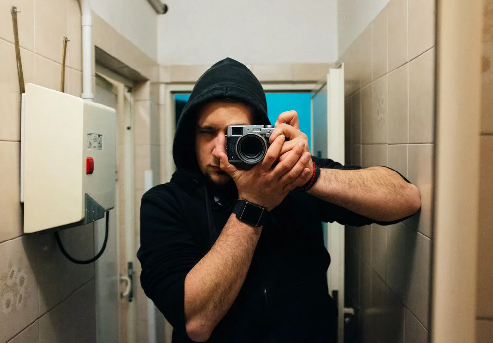 Don't blame me, we've all been at that stage where we turn every public toilet mirror in a self portrait. C'mon. 