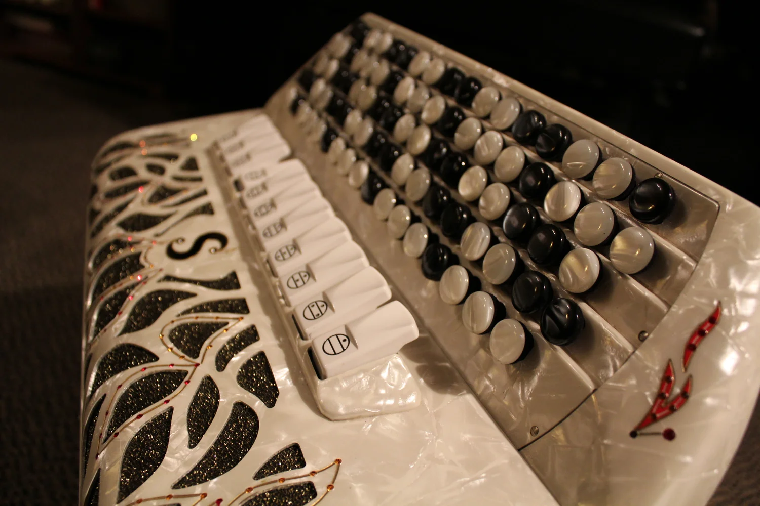 Accordion repair near me