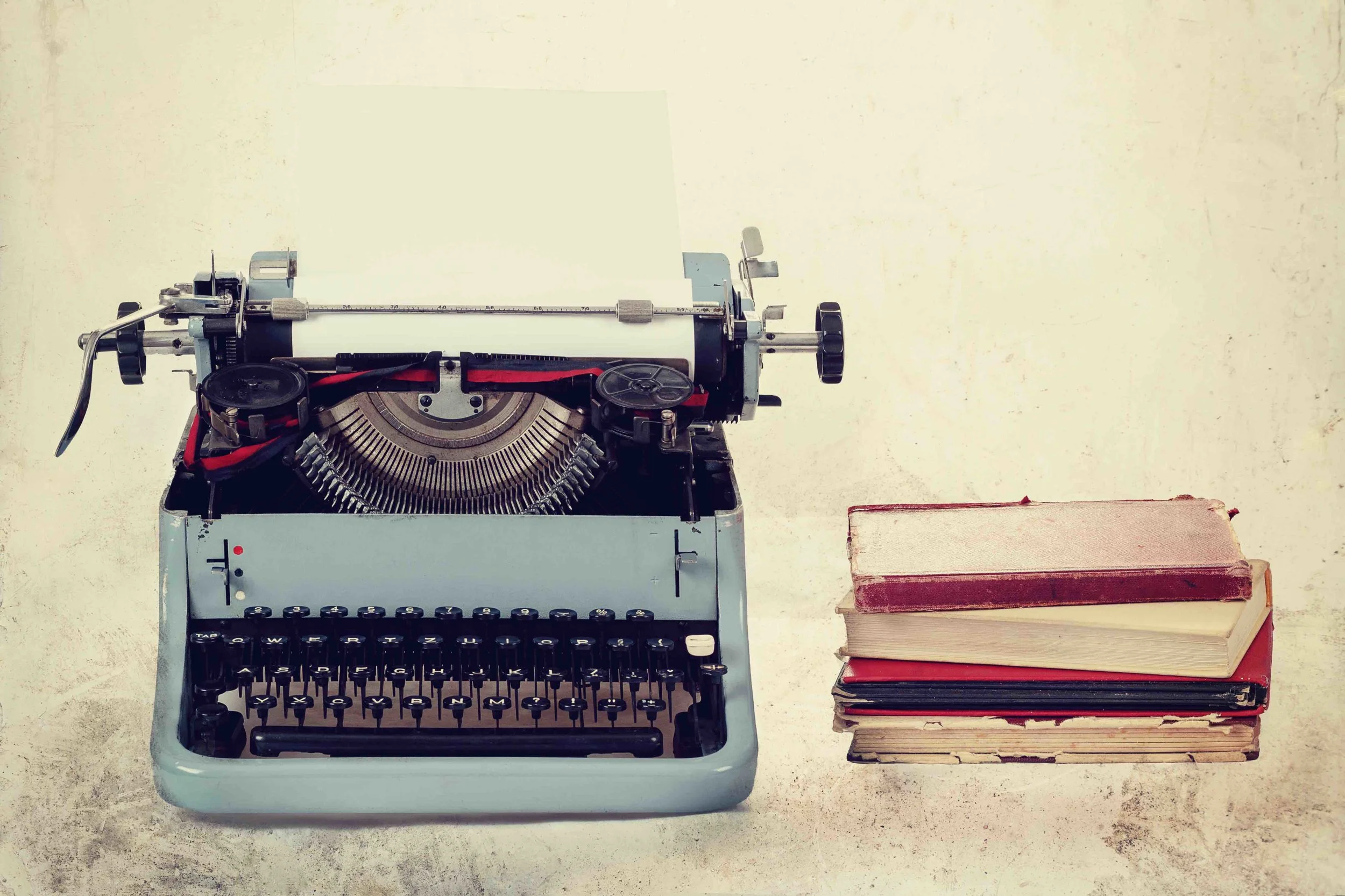 The Secret to Writing Better Scenes by Leslie Watts at Writership.com