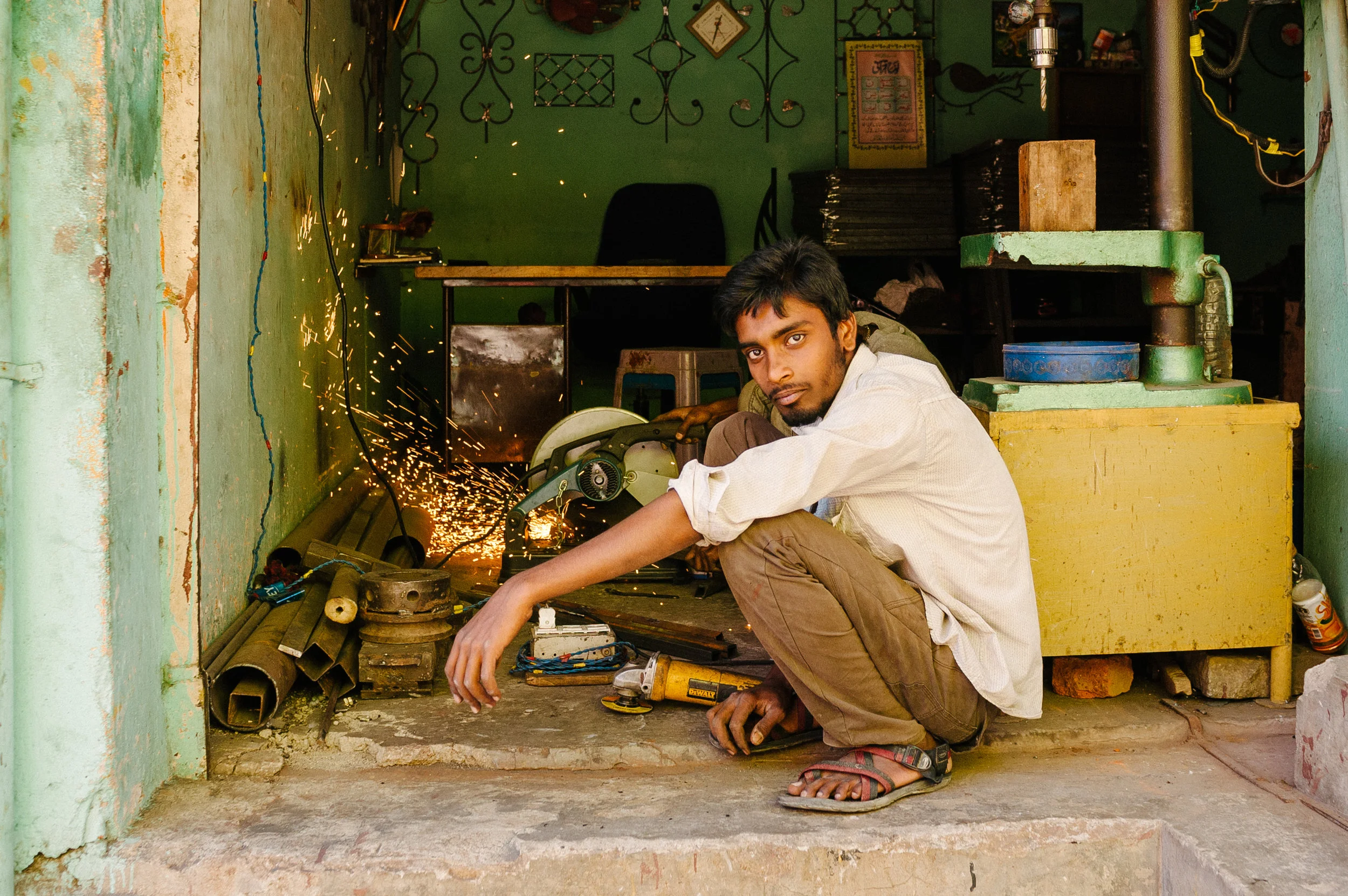Metal Cutting Shop - New Delhi, India