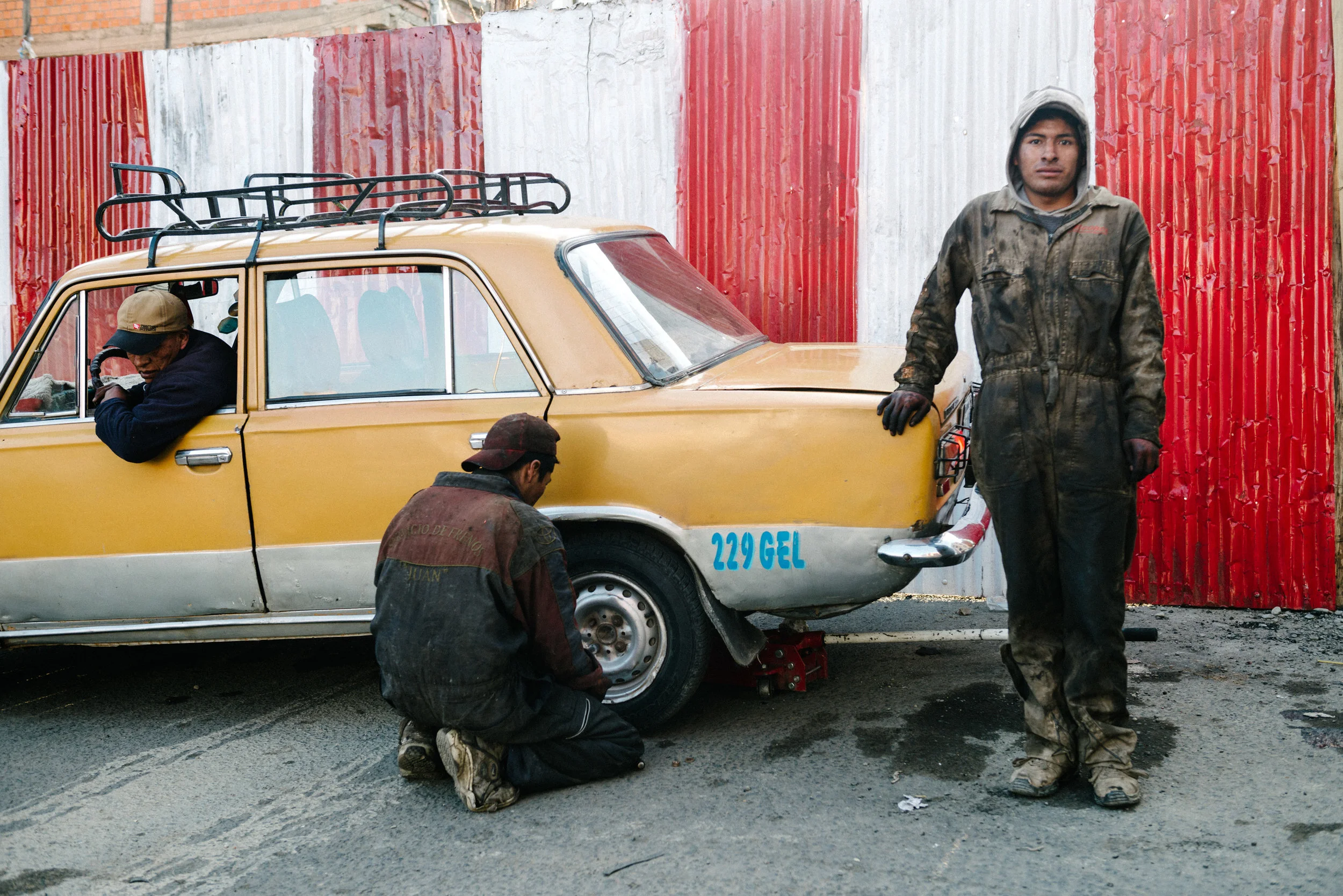 Flat Fix Shop - La Paz, Bolivia
