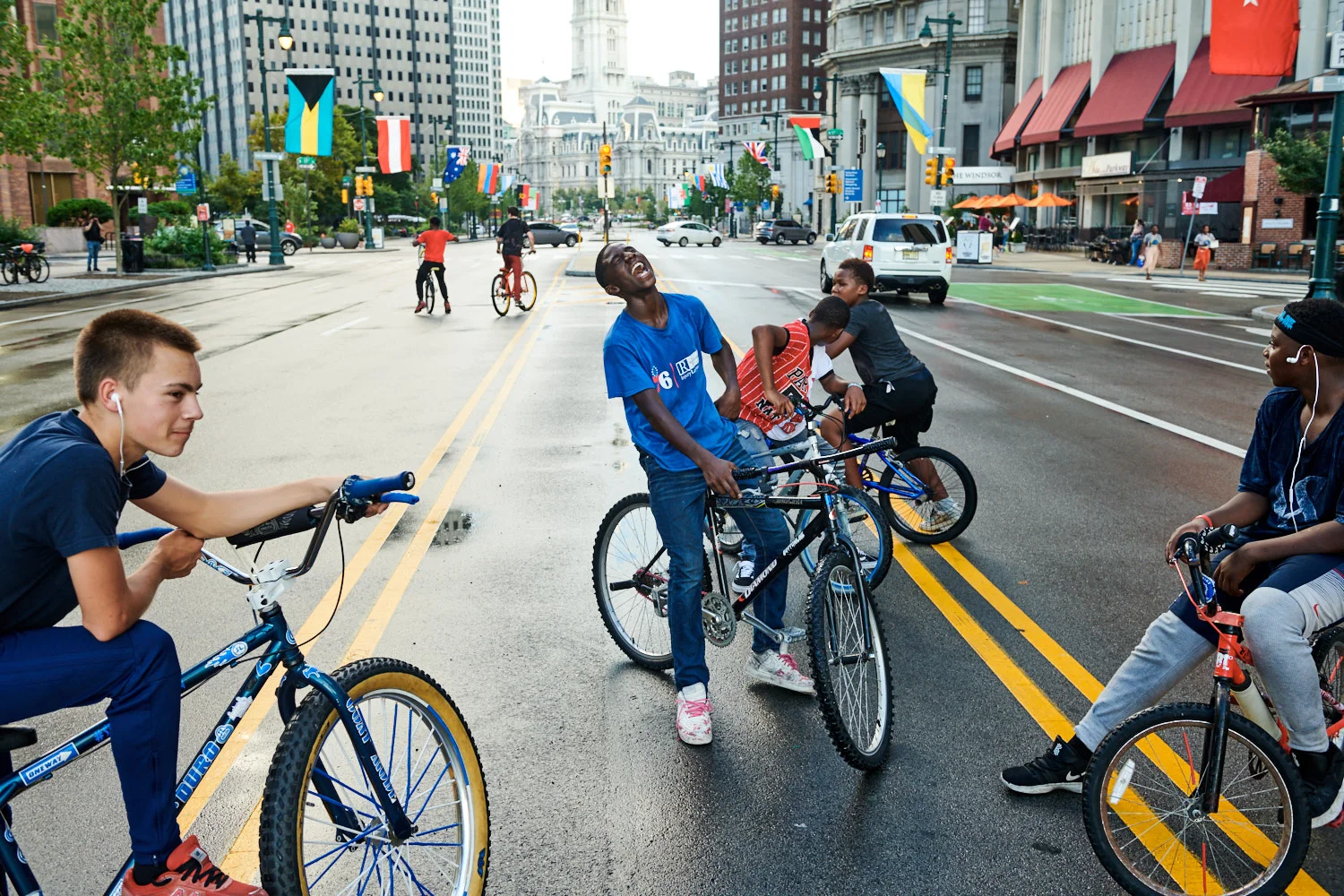 OneWayCrew_Philly_BicyclingMag_Mehring_DSC_5906.jpg
