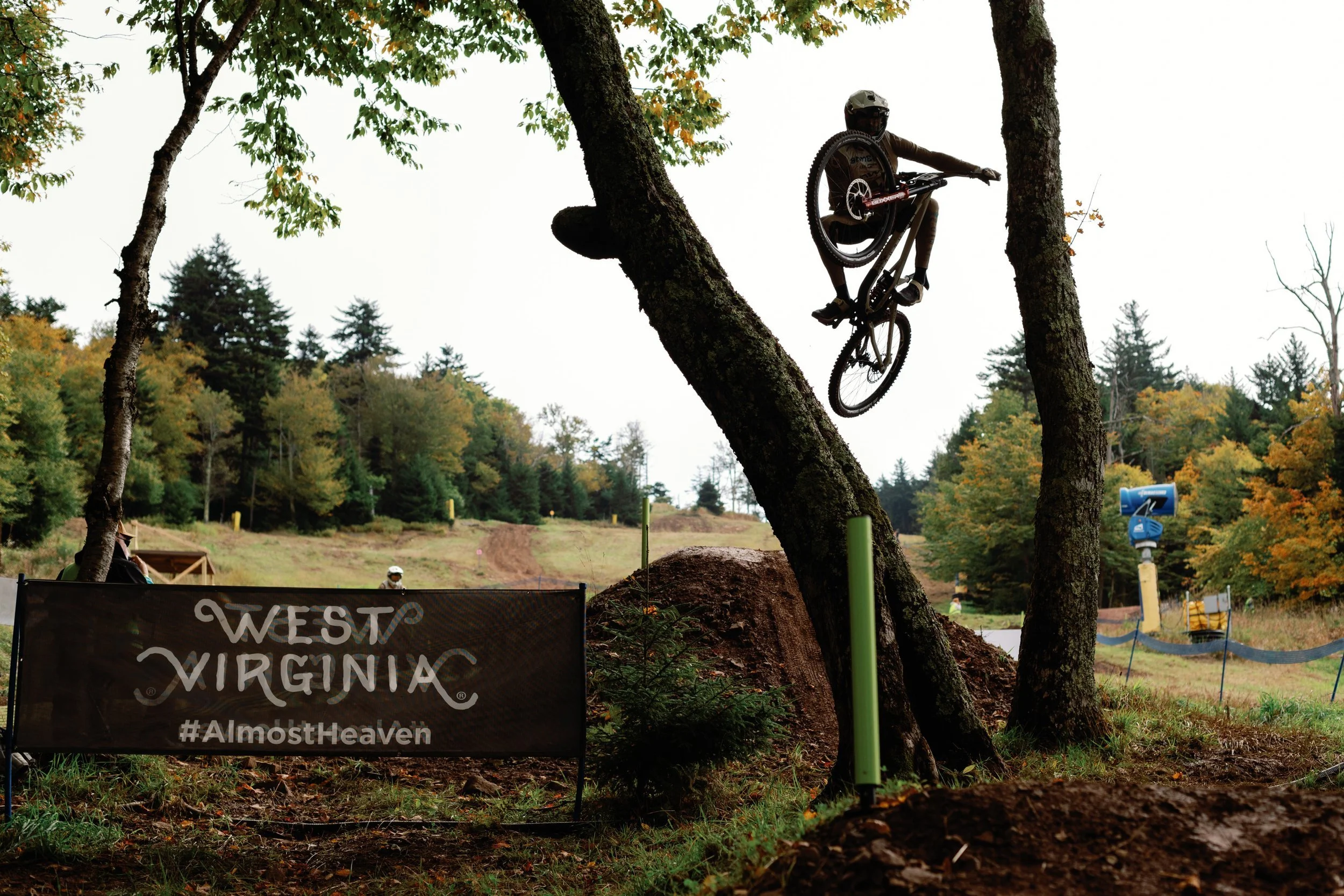 TrailblazerPremiere_Snowshoe_UCI_Downhill_DSC03456.jpg